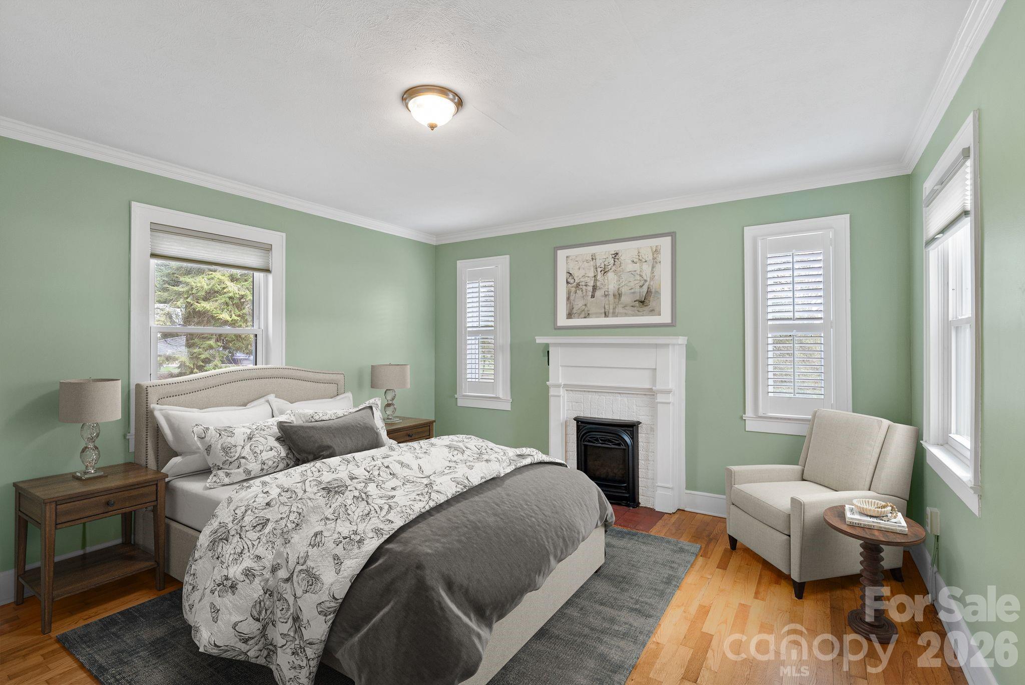 832 Sand Hill Road — Asheville