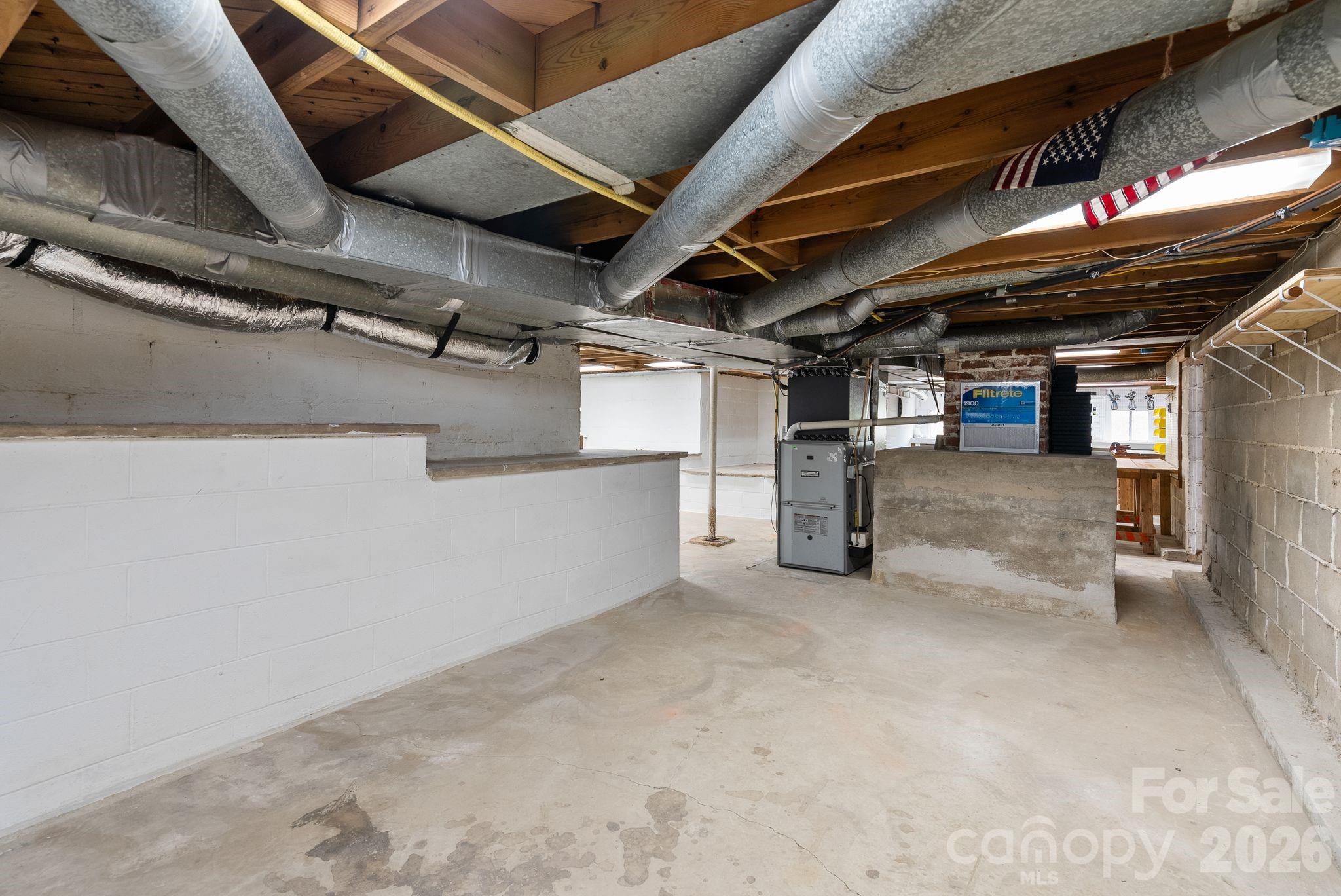 832 Sand Hill Road — Asheville