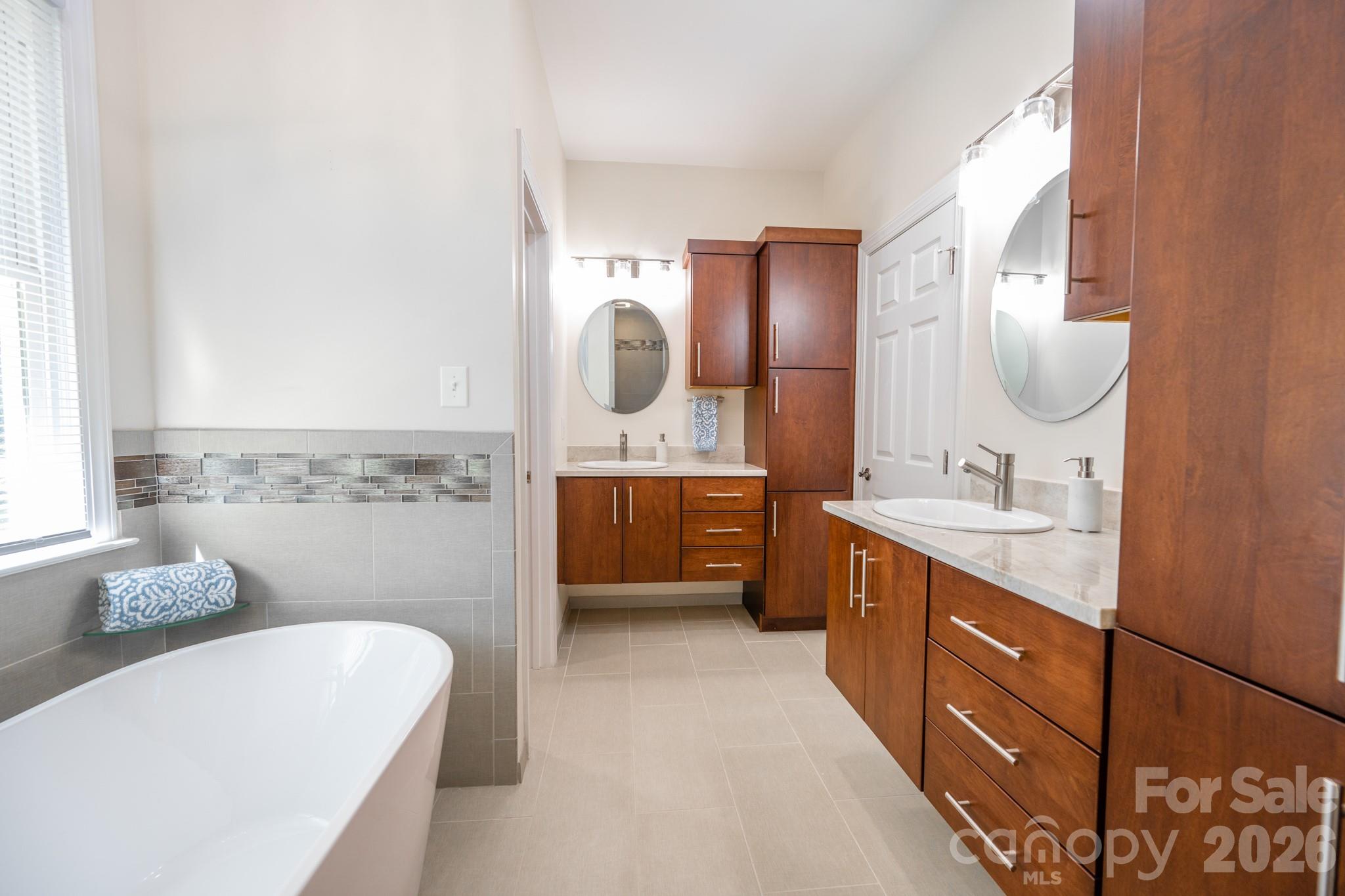 345 Beaten Path Road — Mooresville