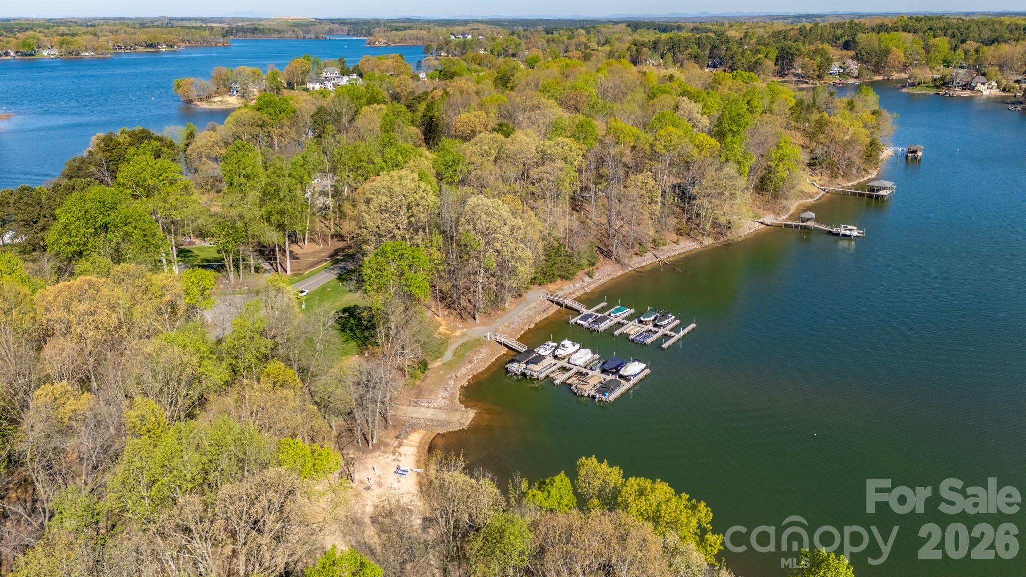 345 Beaten Path Road — Mooresville