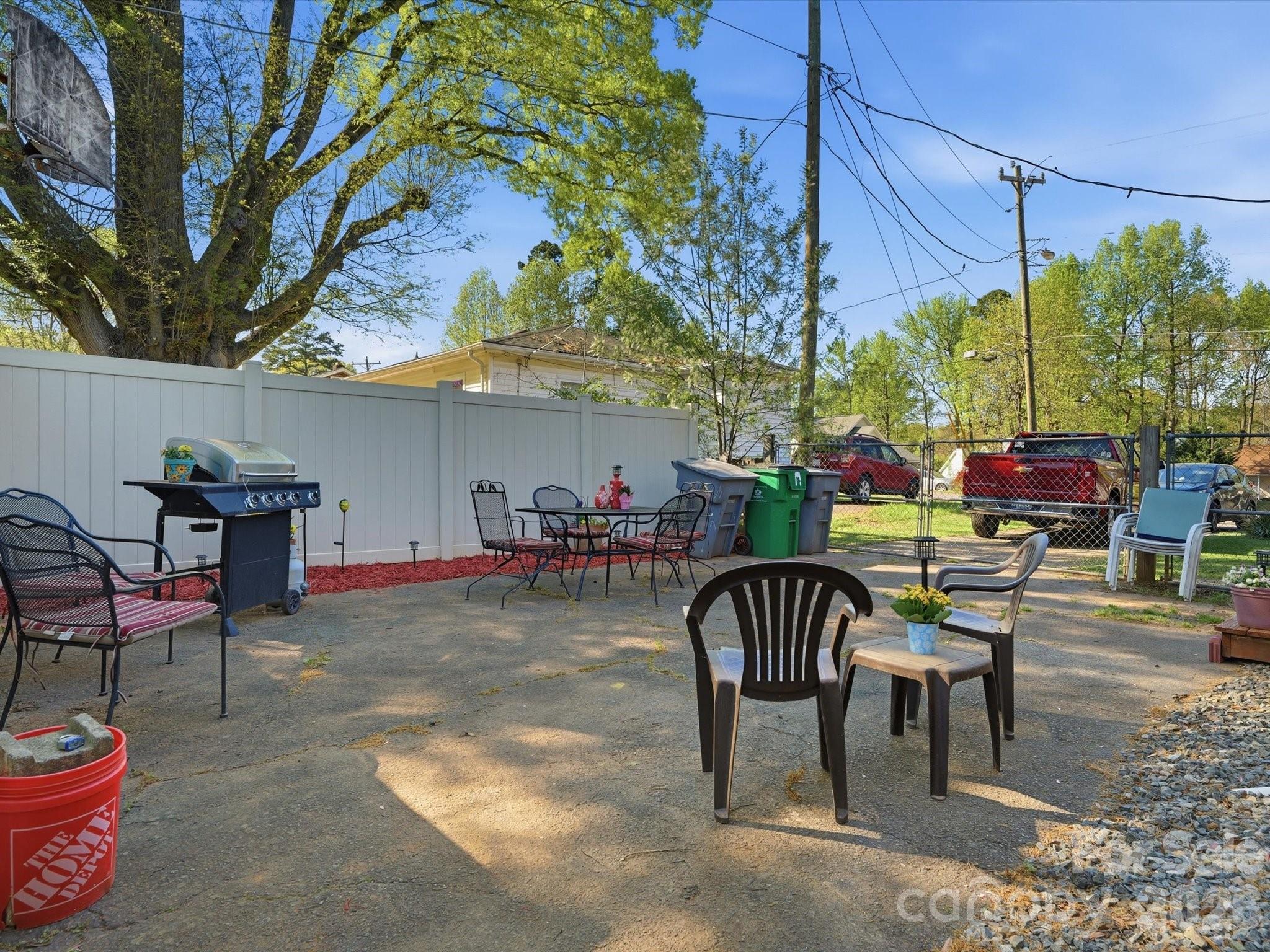 6223 Macon Street — Charlotte