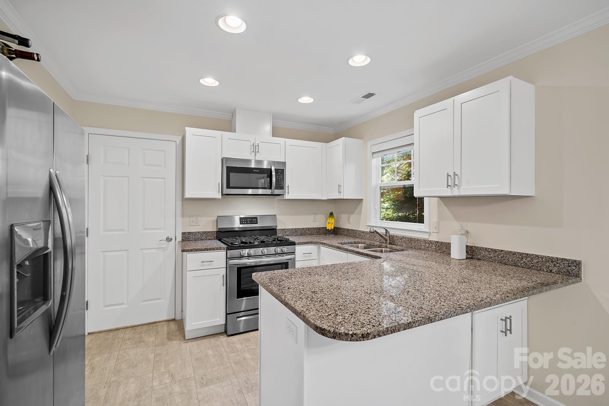 1009 Baldwin Commons Drive — Arden