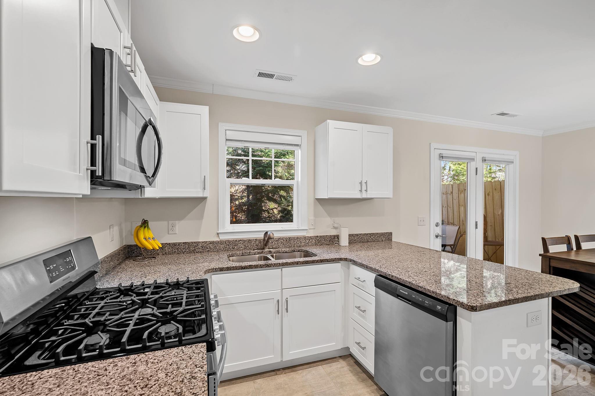 1009 Baldwin Commons Drive — Arden