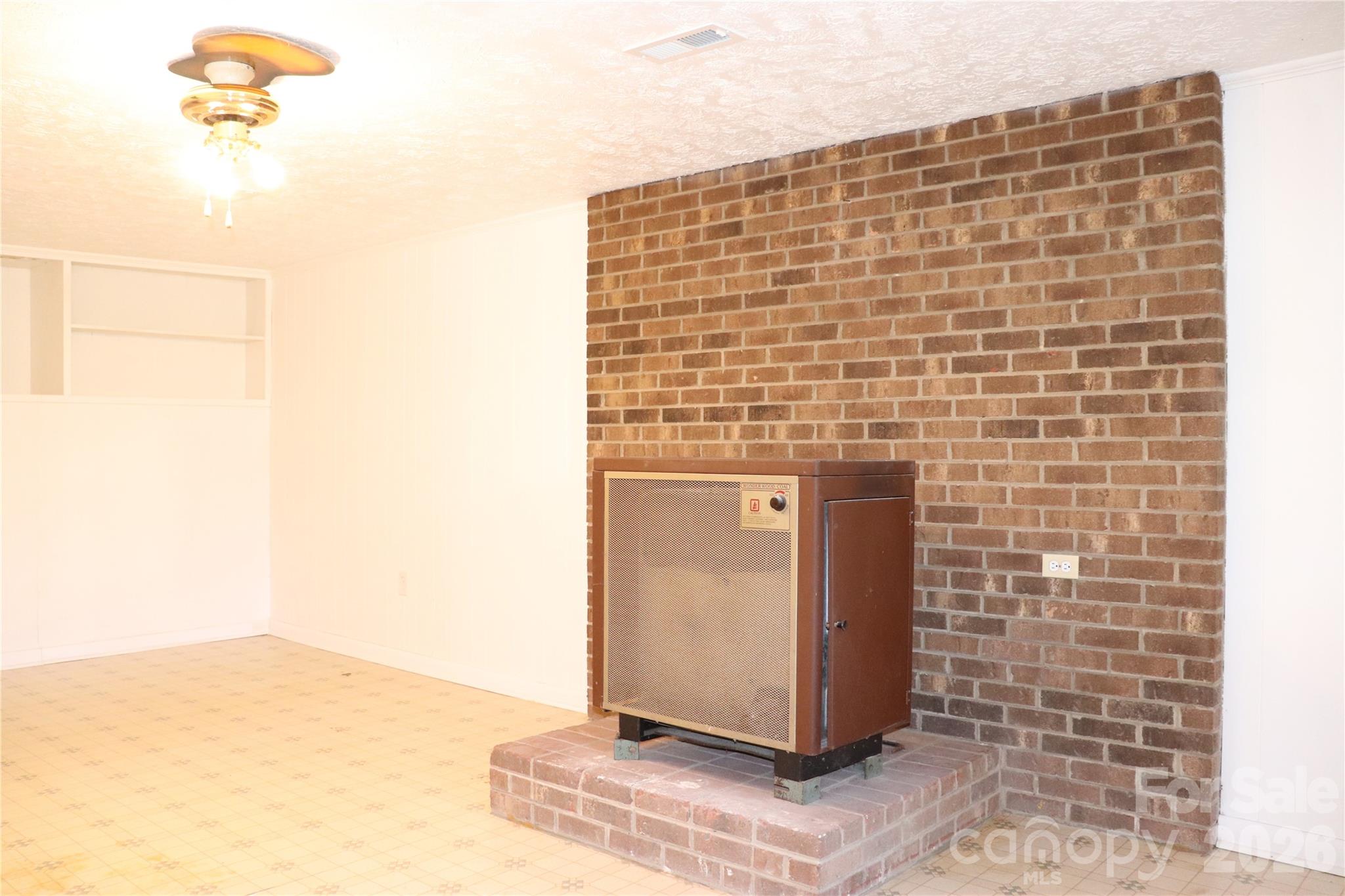 4543 Horseshoe Bend Road — Hudson