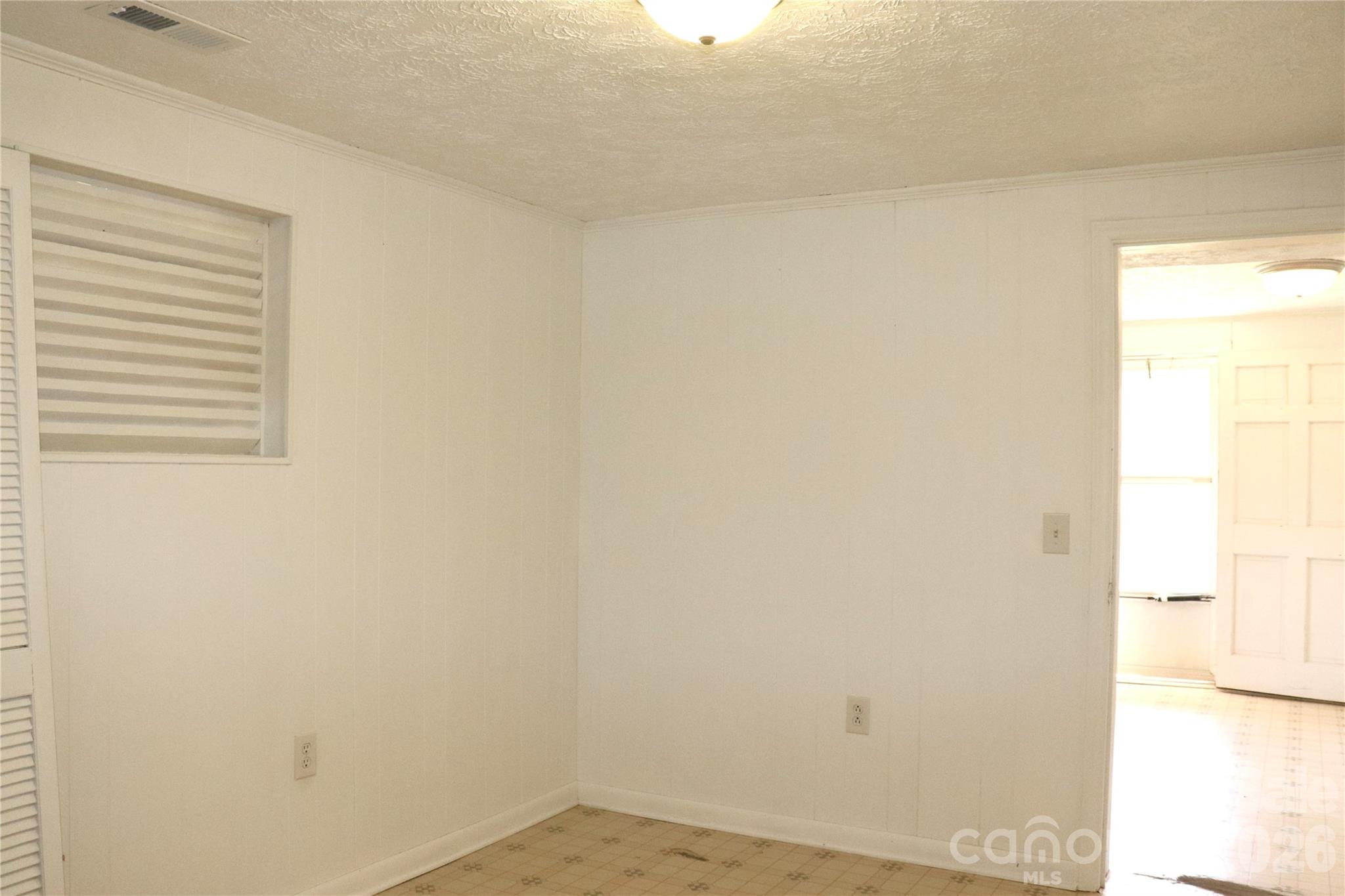 4543 Horseshoe Bend Road — Hudson