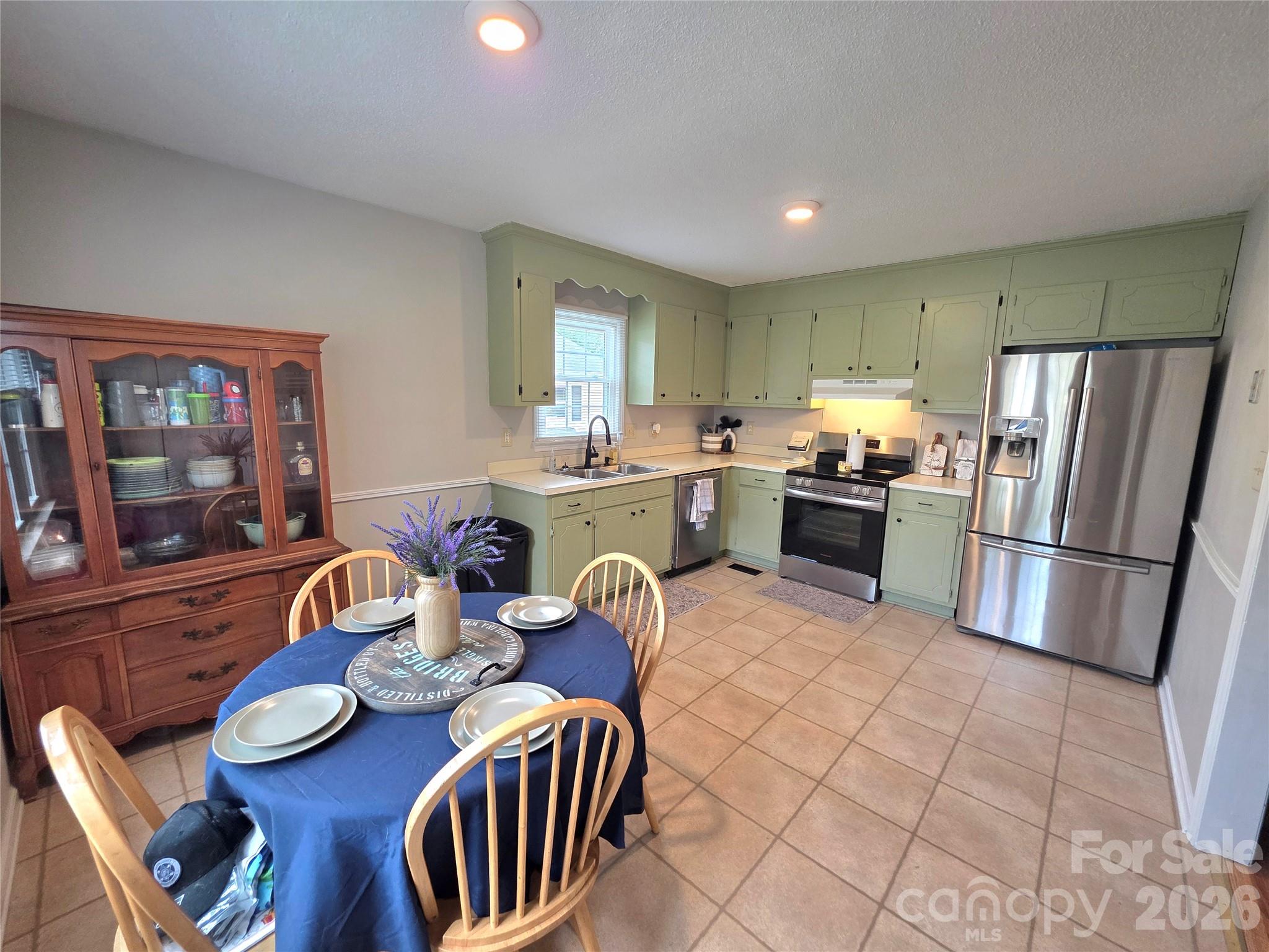 220 E Alabama Avenue — Bessemer City