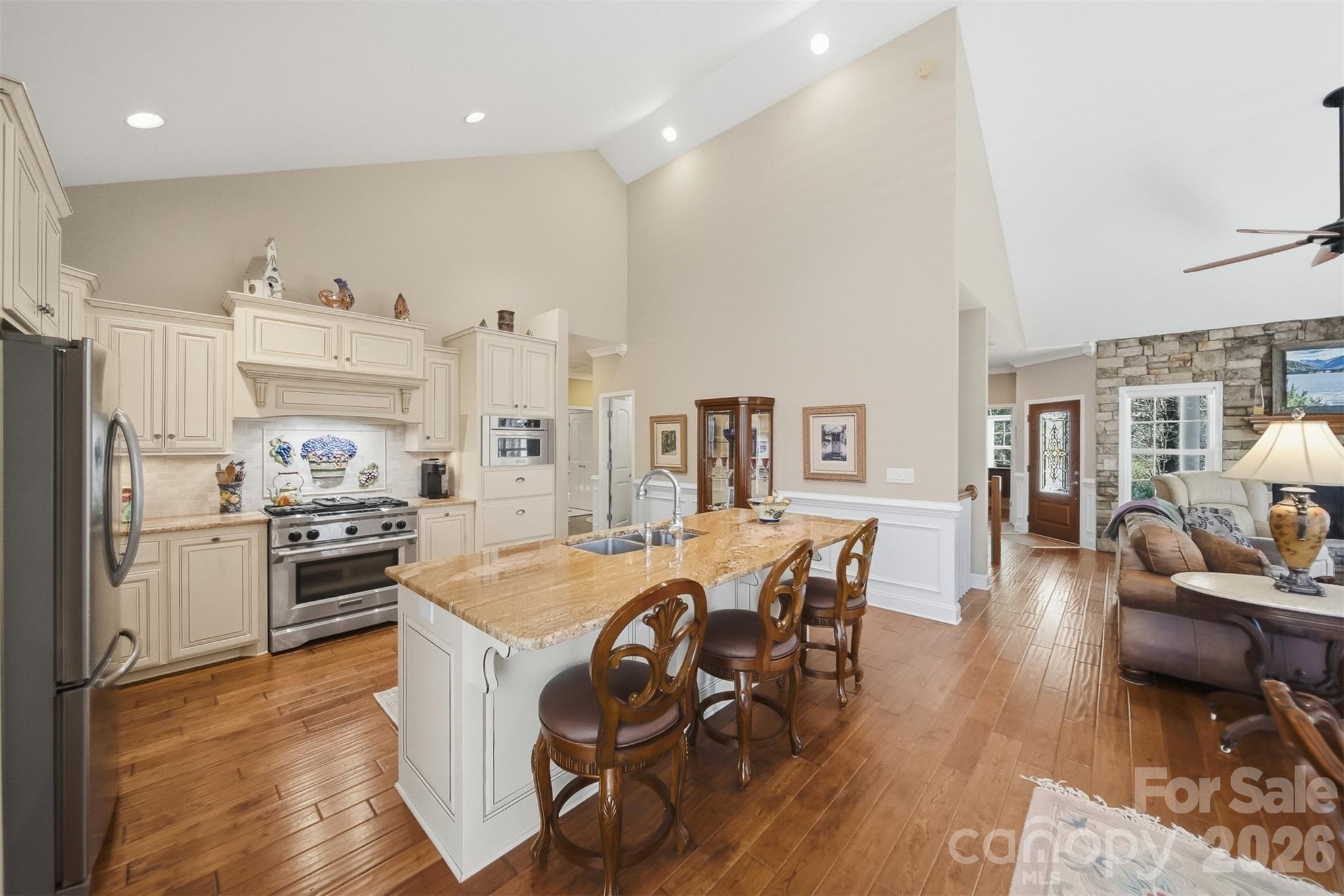 164 Ridge Point Drive — Stony Point