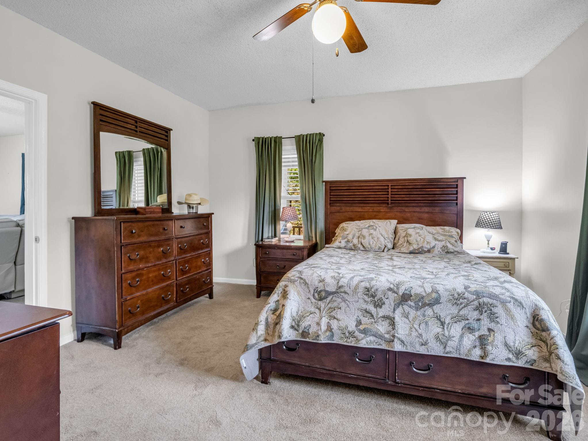 47 Granny Apple Road — Hendersonville