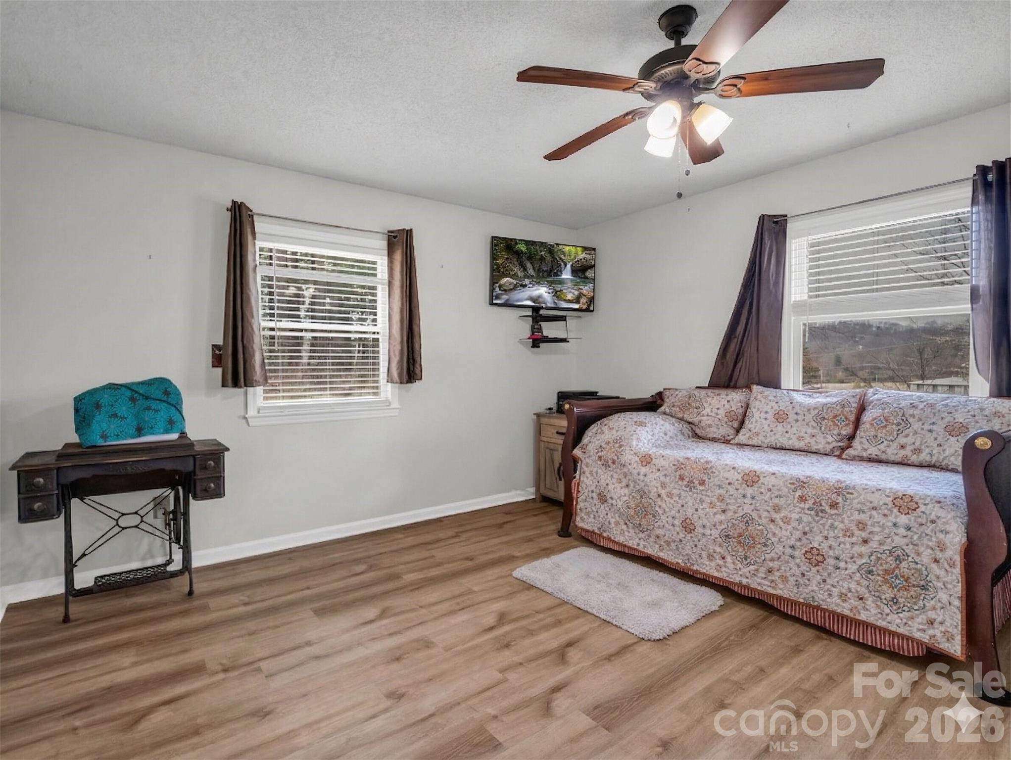 47 Granny Apple Road — Hendersonville
