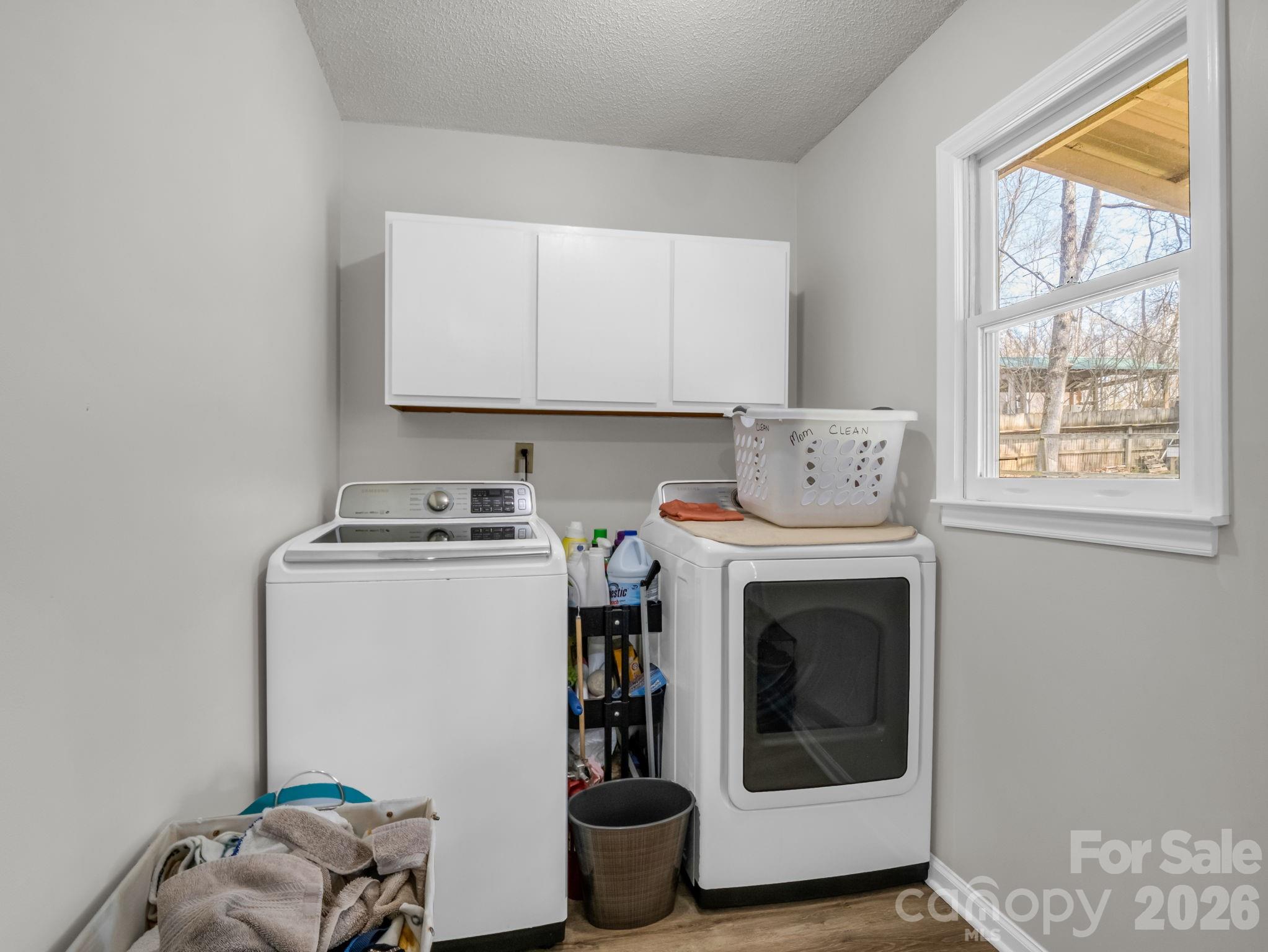 47 Granny Apple Road — Hendersonville