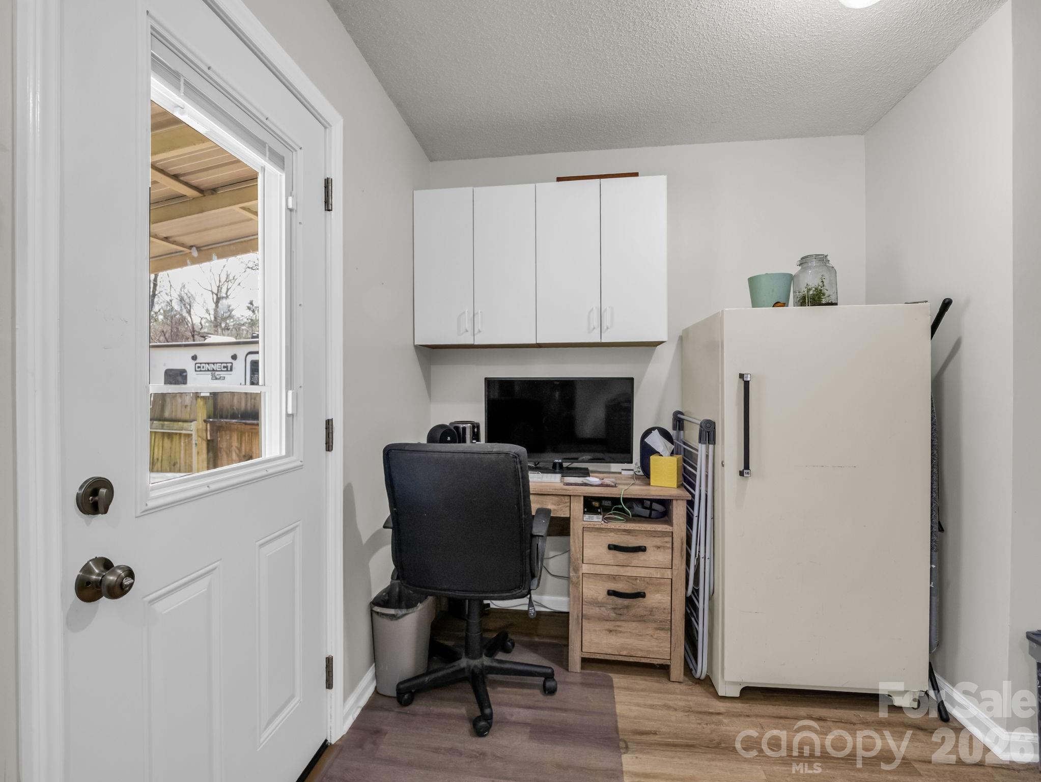 47 Granny Apple Road — Hendersonville