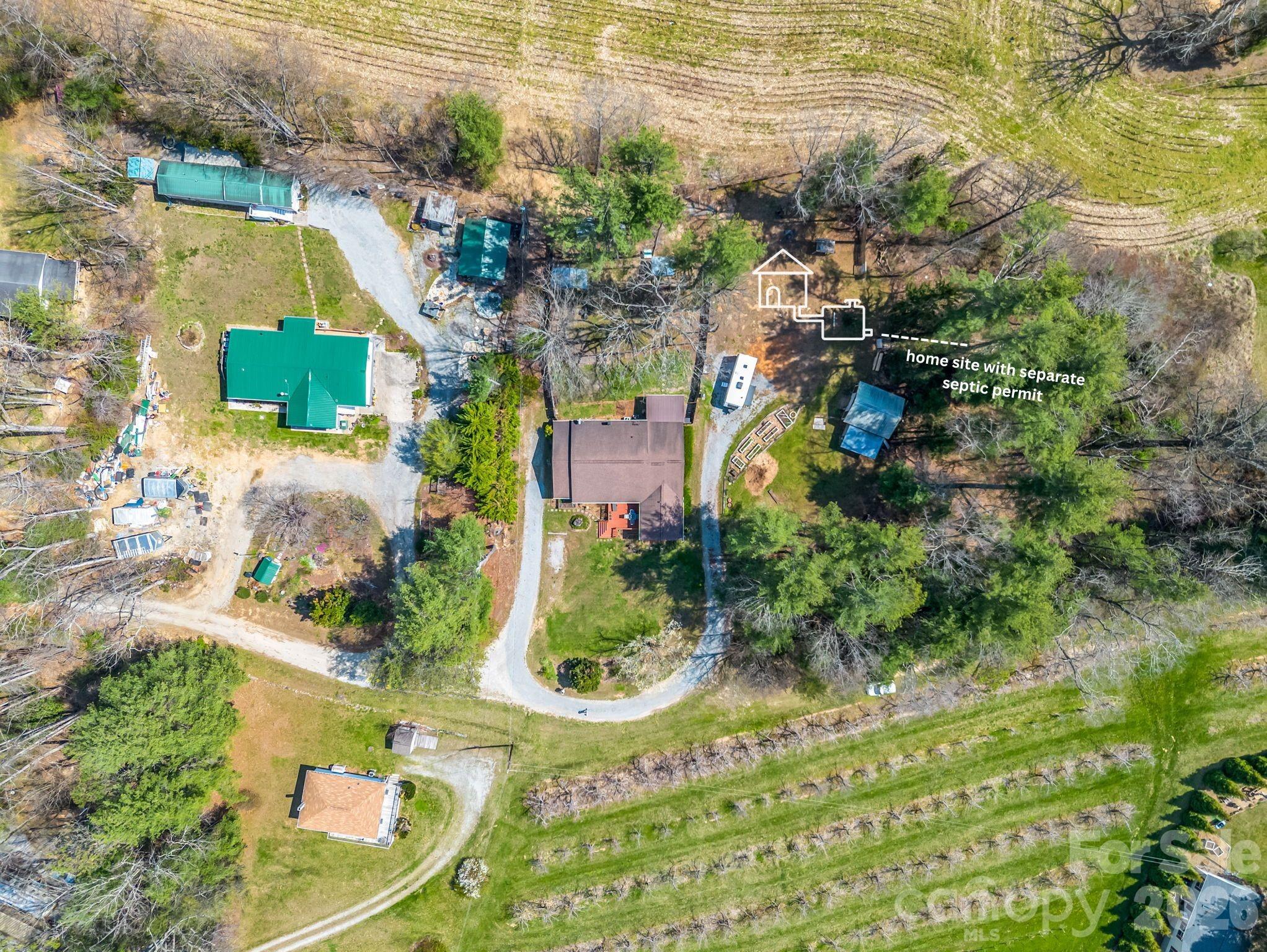 47 Granny Apple Road — Hendersonville