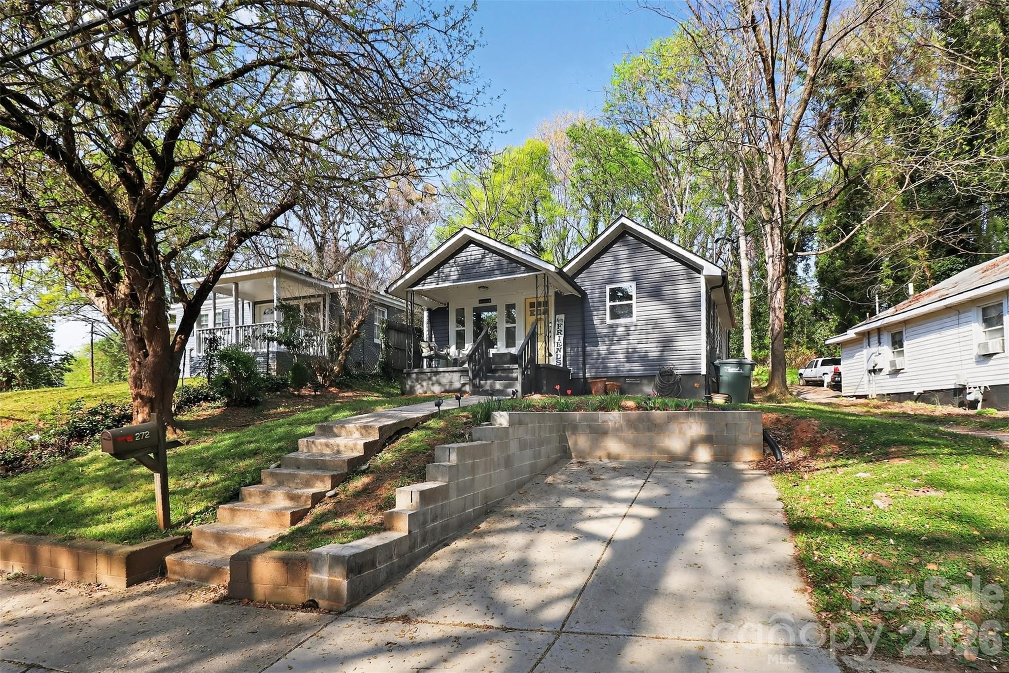 272 Broad Drive SW — Concord