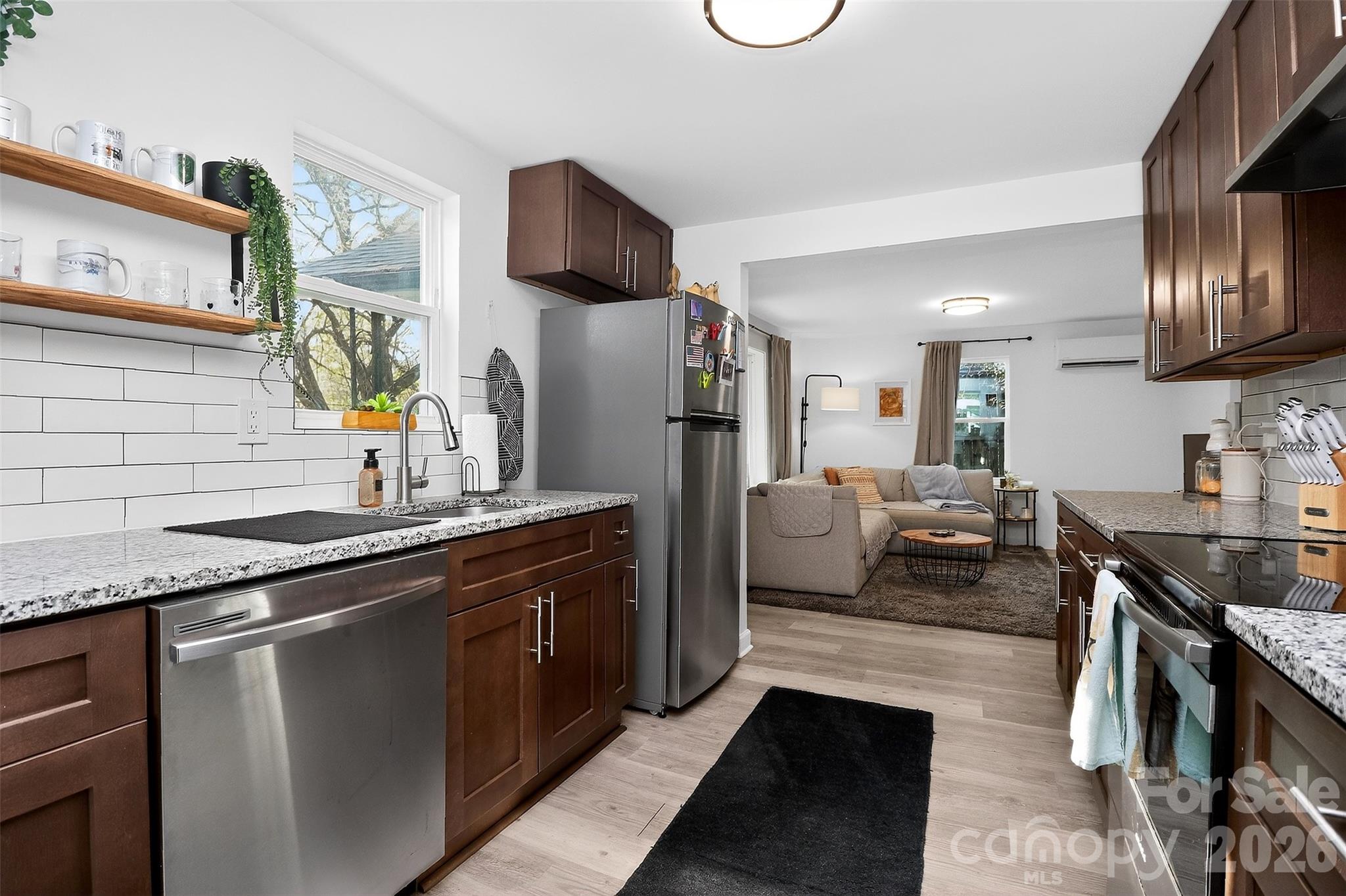 272 Broad Drive SW — Concord
