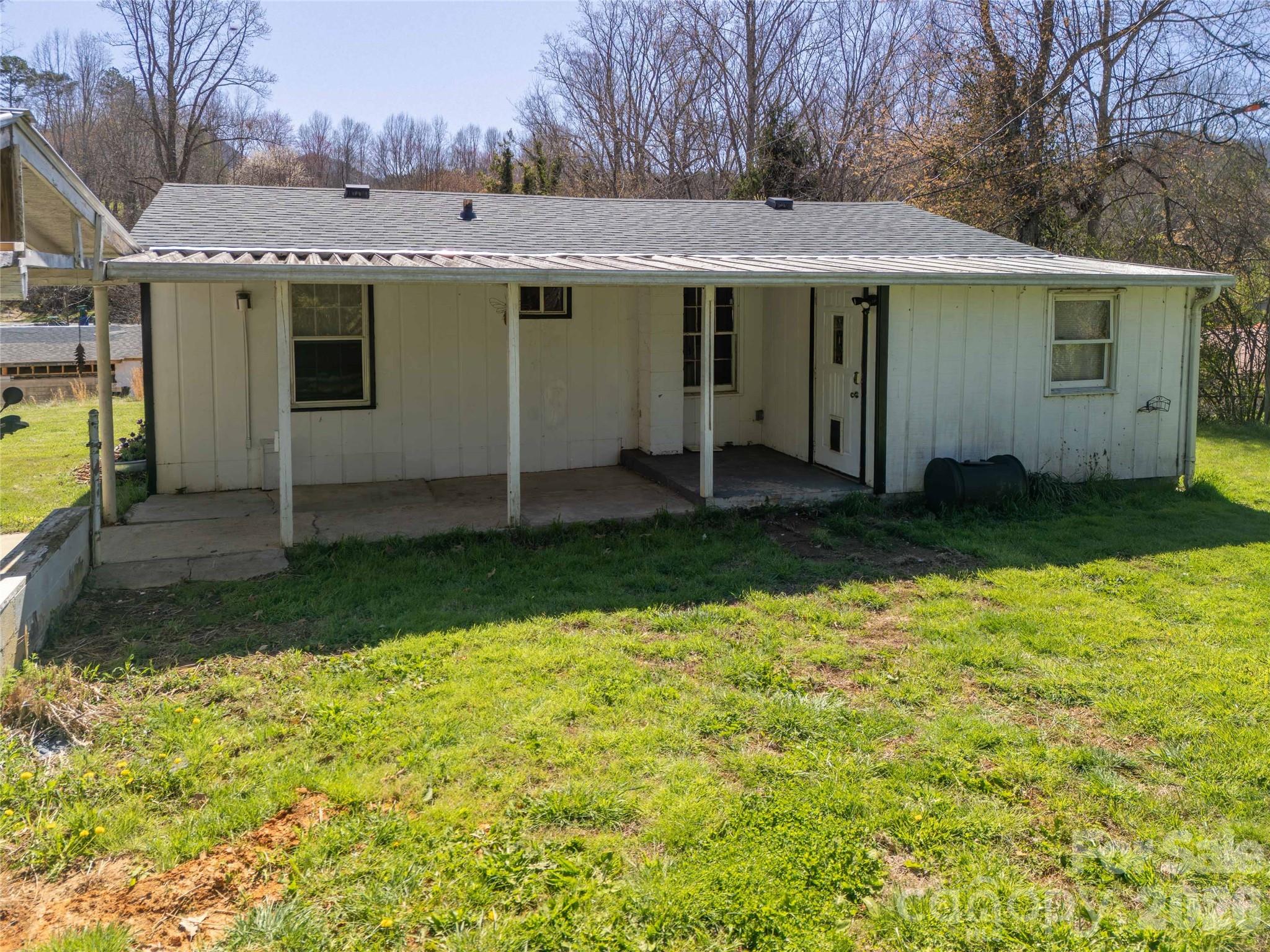 14 Winter Woods Drive — Asheville