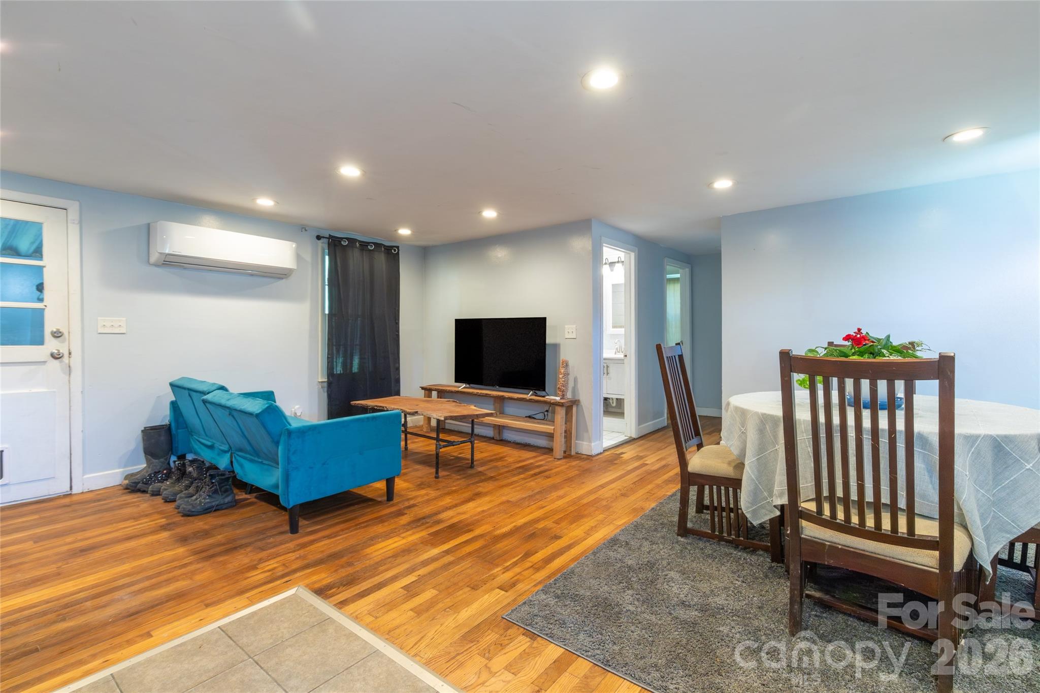 14 Winter Woods Drive — Asheville