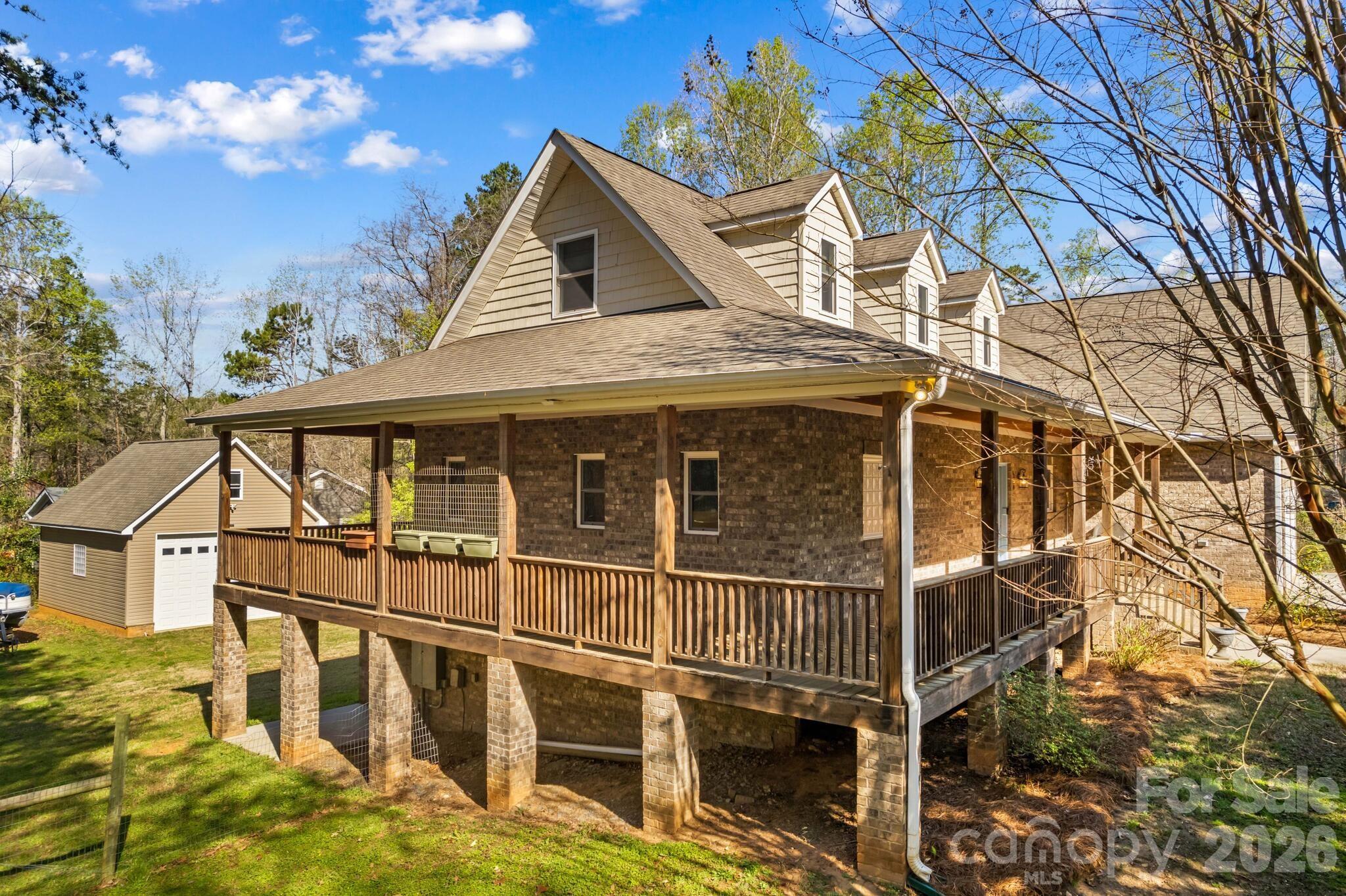 260 River Country Road — Salisbury