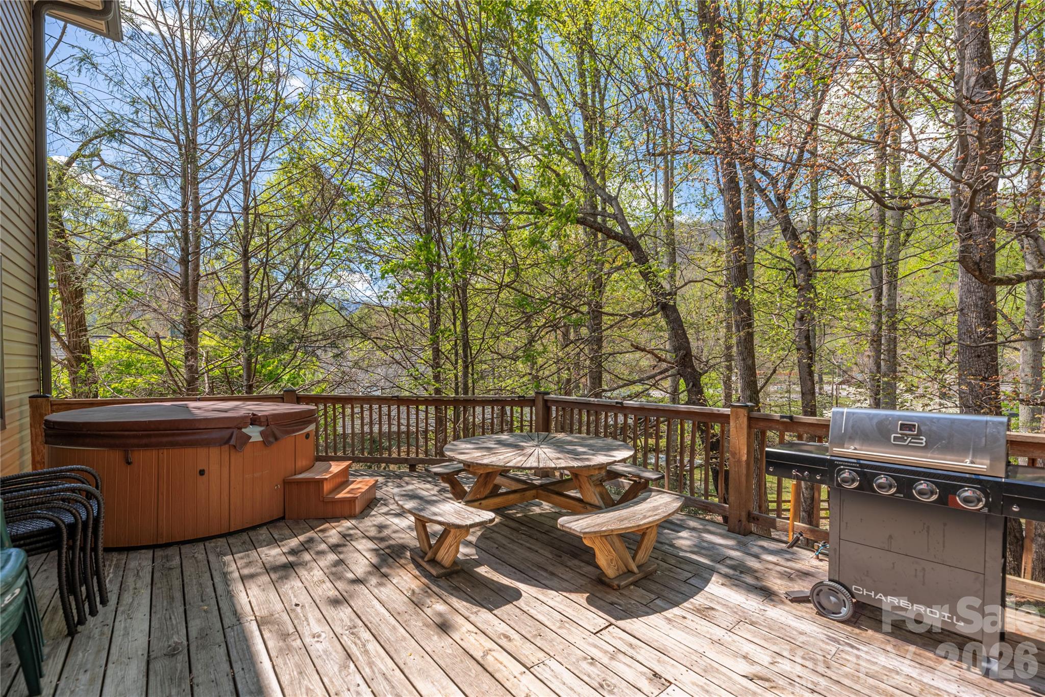 129 Valley Creek Drive — Maggie Valley