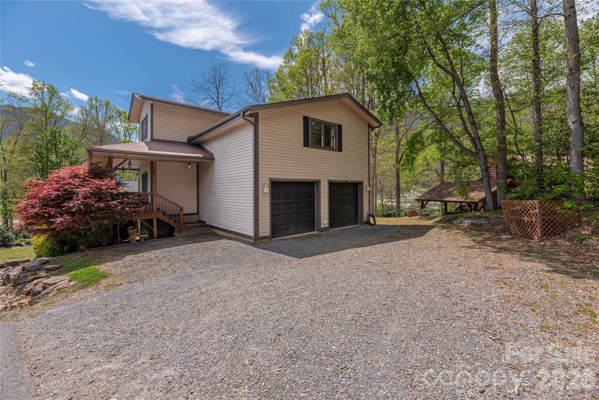 129 Valley Creek Drive — Maggie Valley