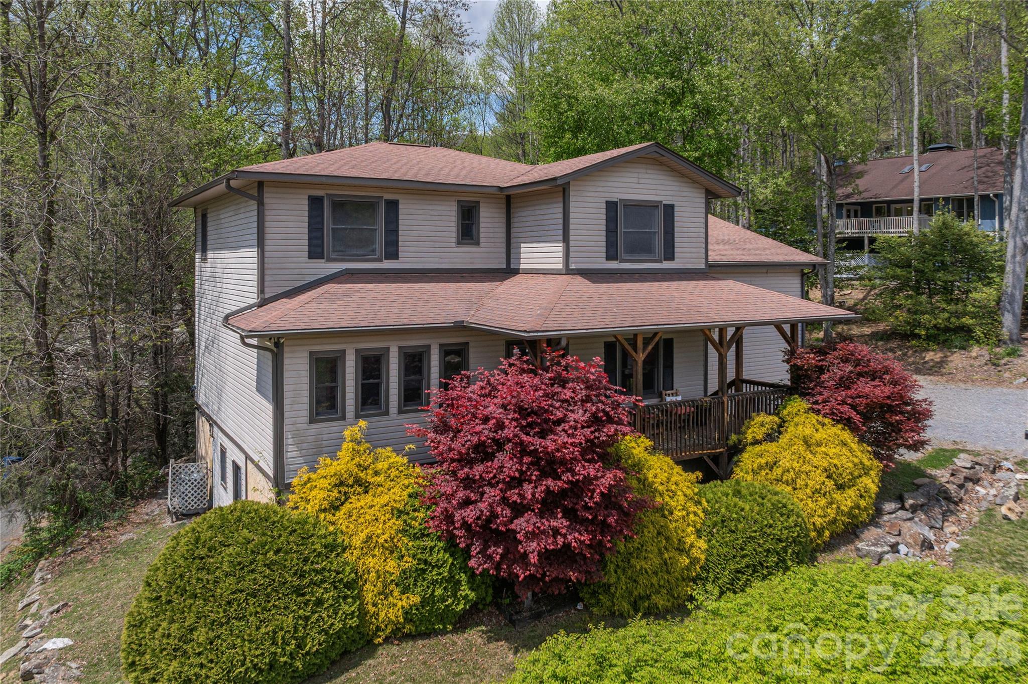 129 Valley Creek Drive — Maggie Valley