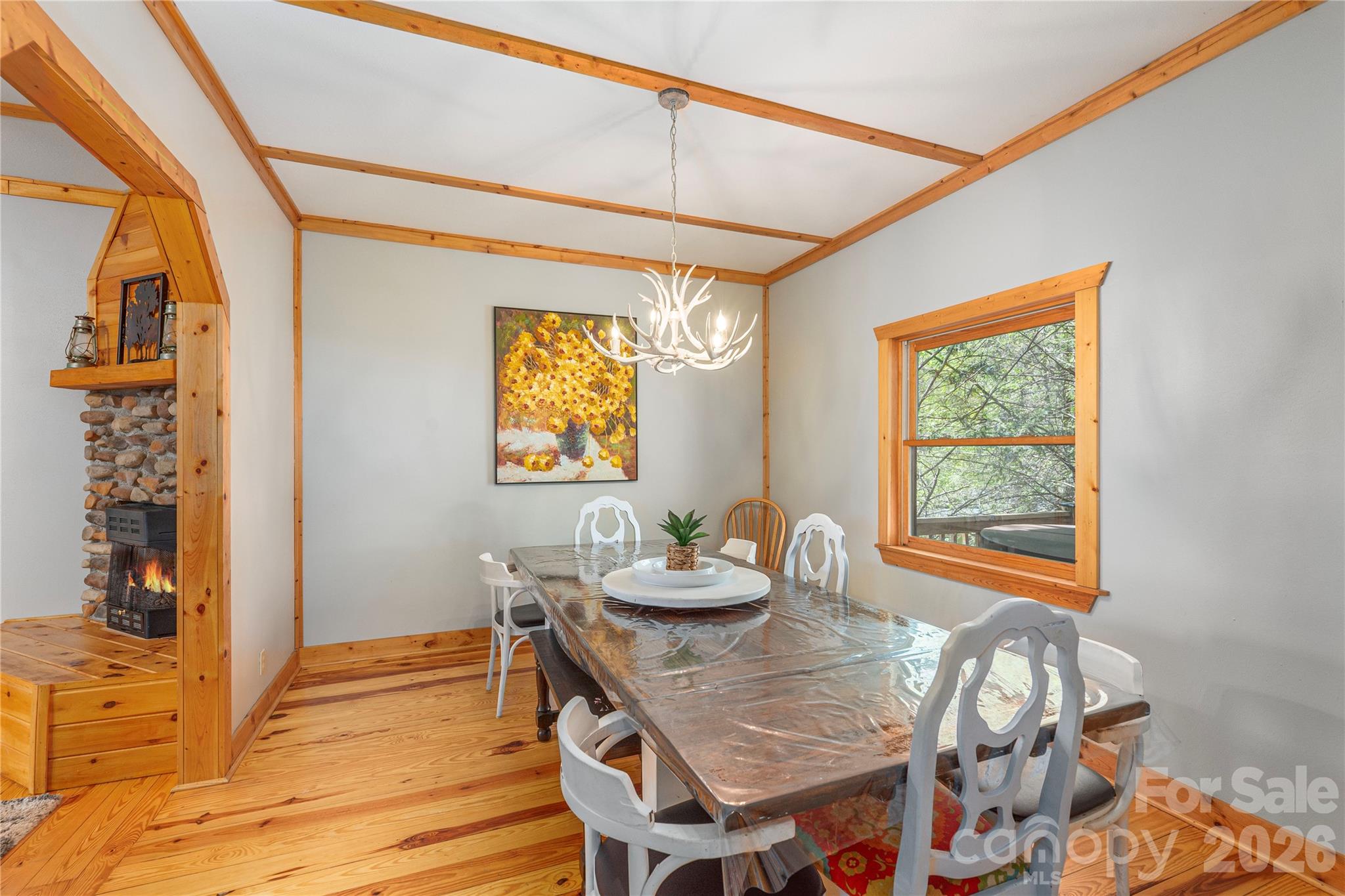 129 Valley Creek Drive — Maggie Valley