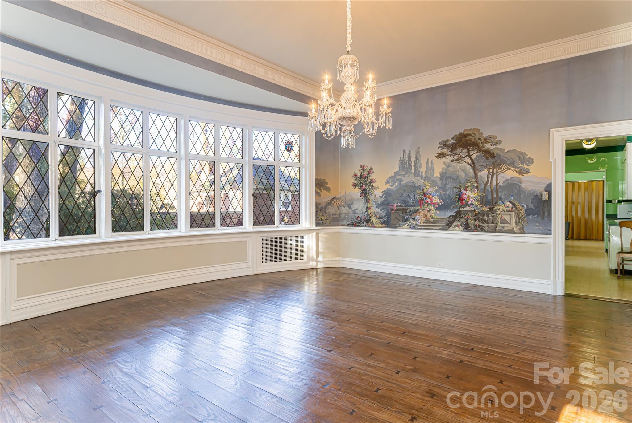 407 Vanderbilt Road — Asheville