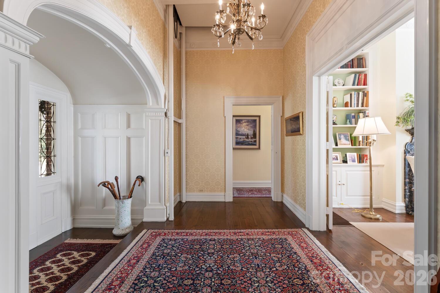 407 Vanderbilt Road — Asheville