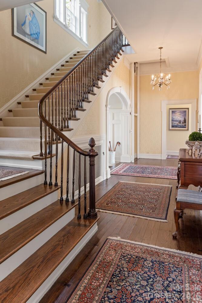 407 Vanderbilt Road — Asheville