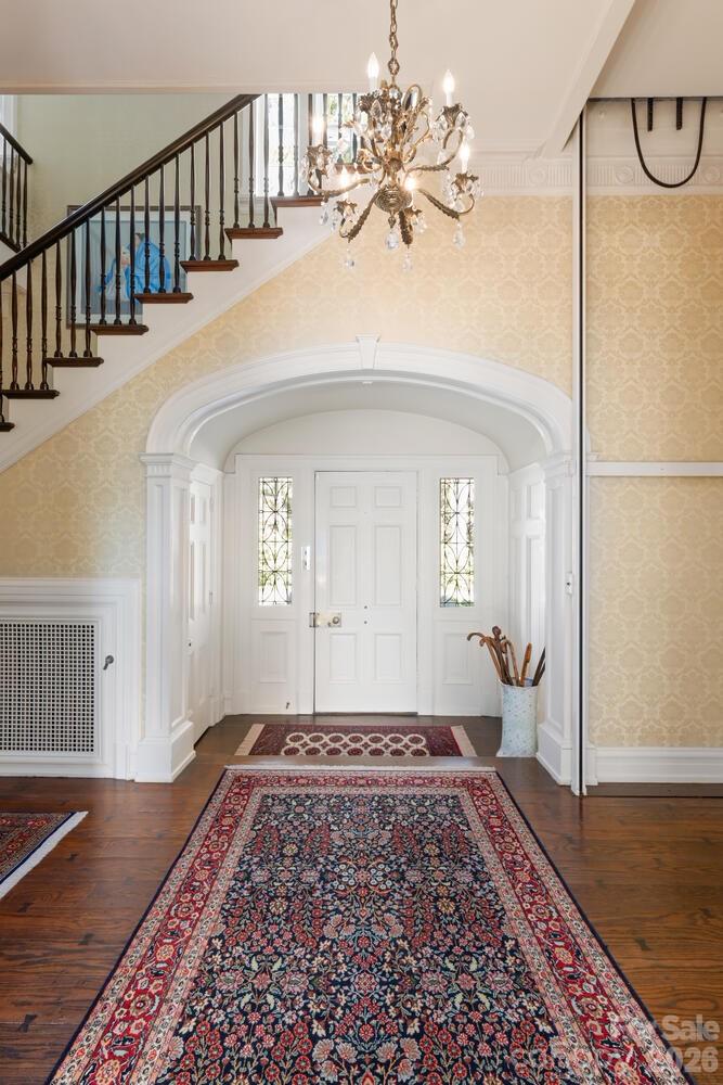 407 Vanderbilt Road — Asheville