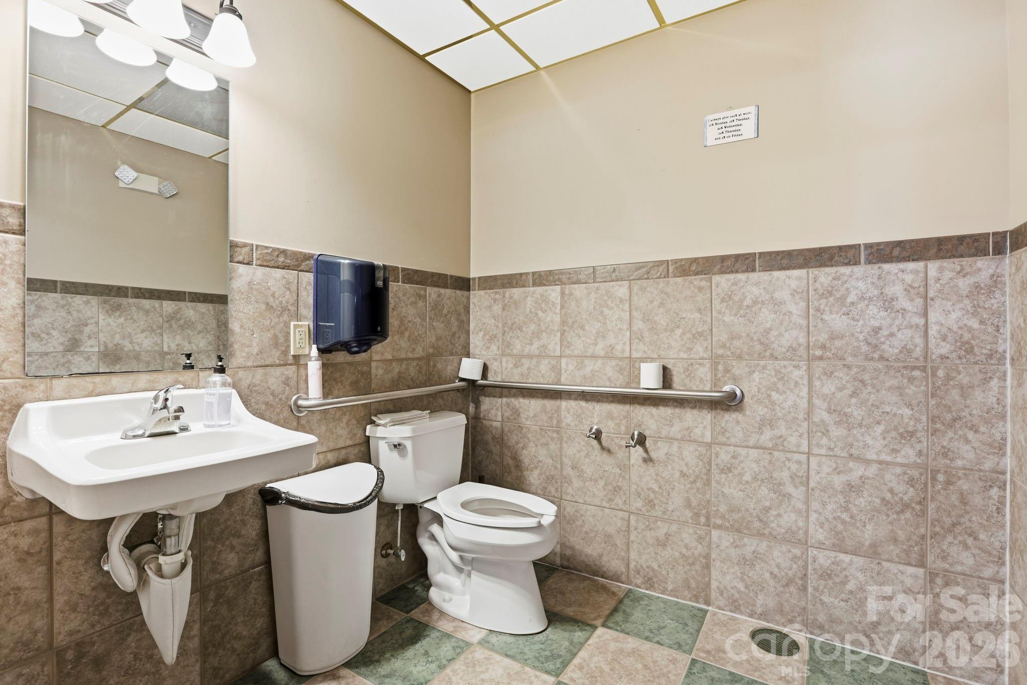 10932 Rosman Highway — Lake Toxaway
