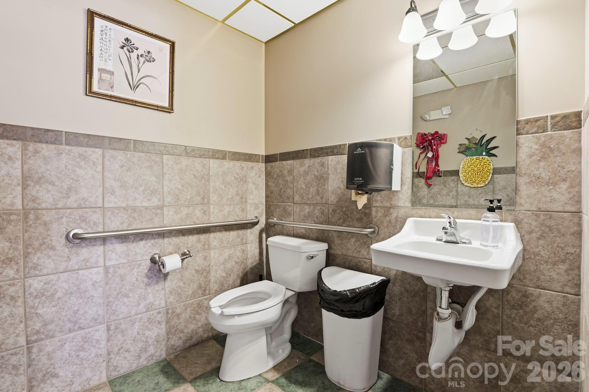 10932 Rosman Highway — Lake Toxaway