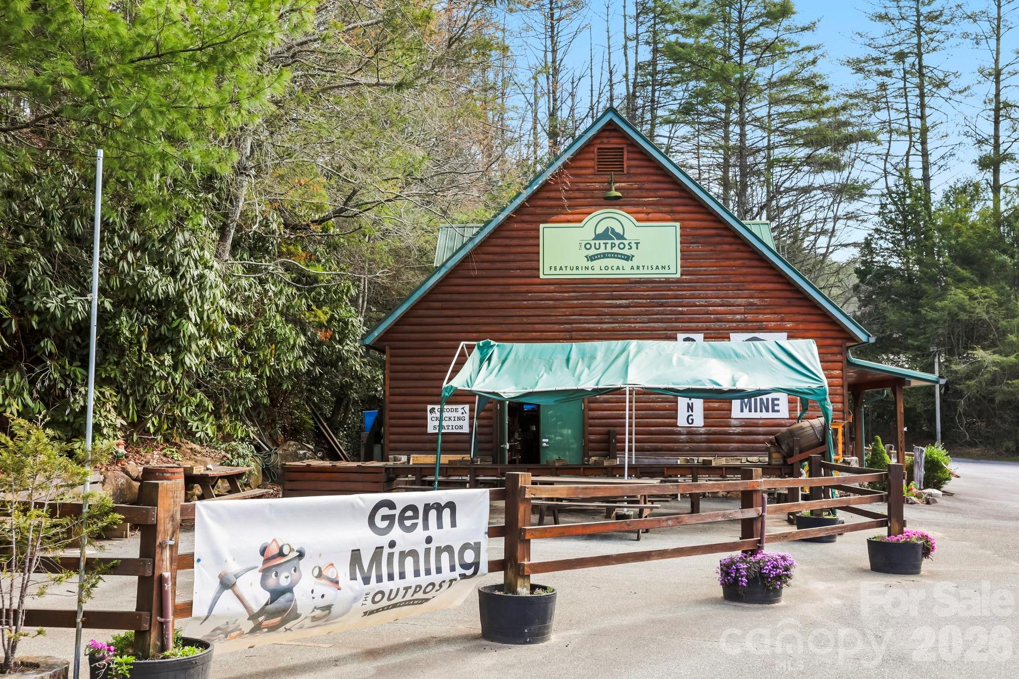 10932 Rosman Highway — Lake Toxaway