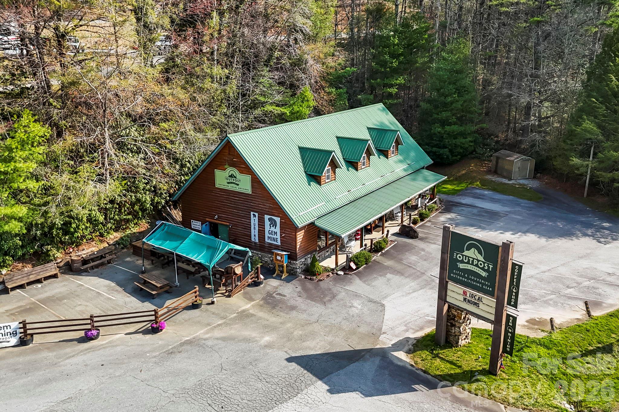 10932 Rosman Highway — Lake Toxaway