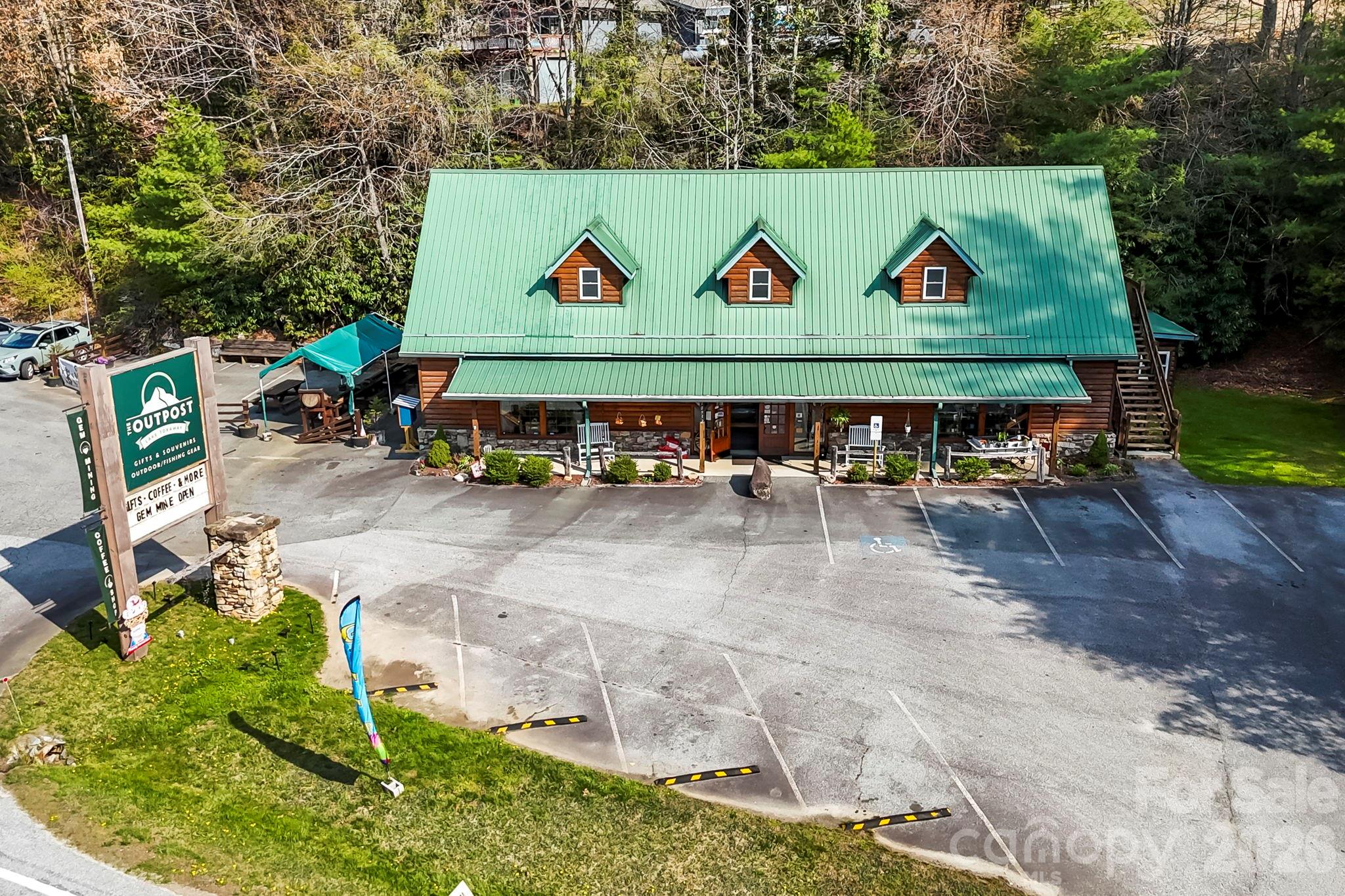 10932 Rosman Highway — Lake Toxaway