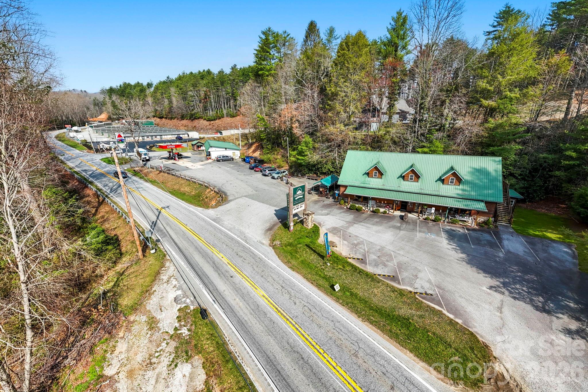 10932 Rosman Highway — Lake Toxaway