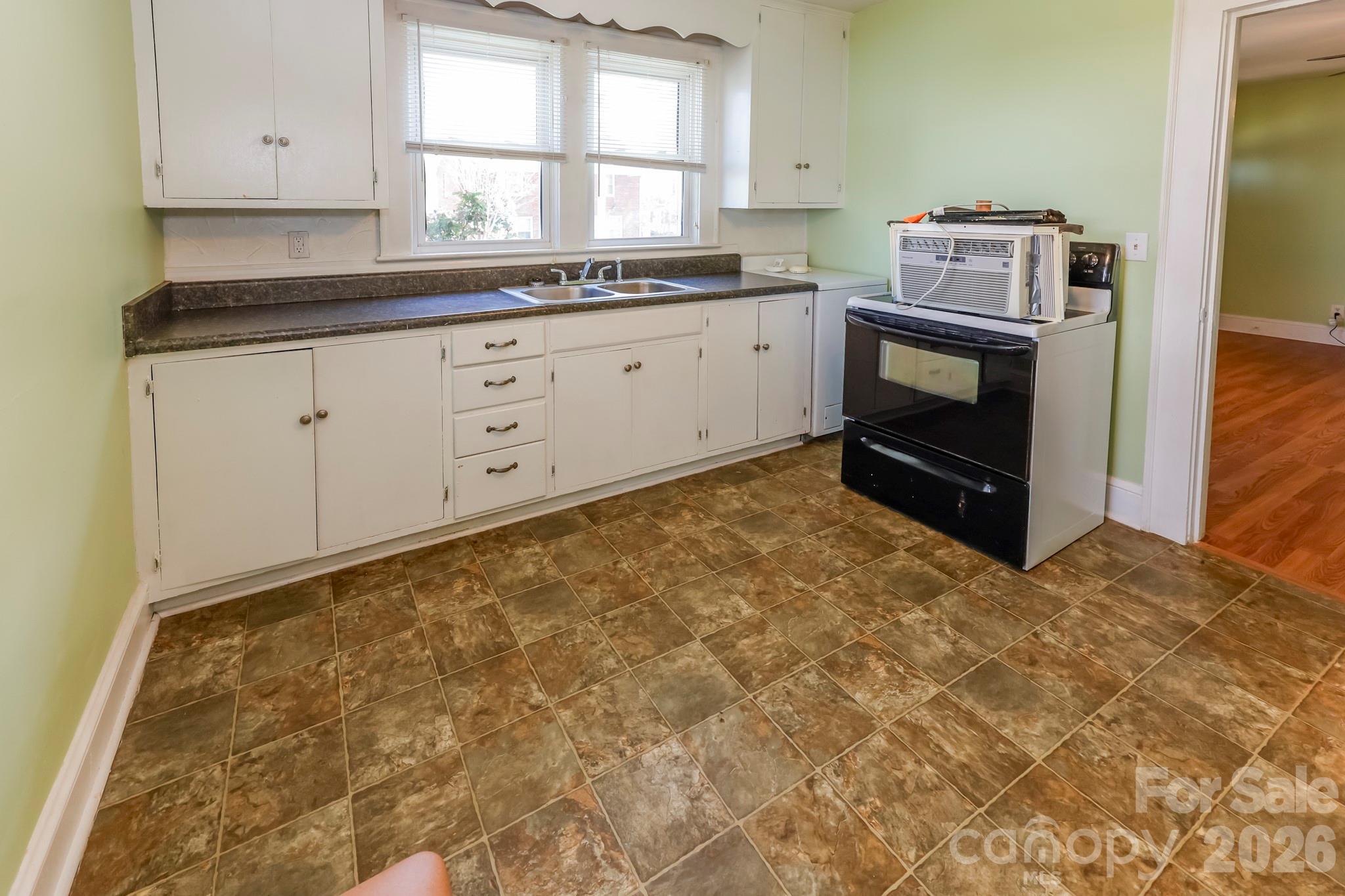 114 S Mitchell Street — Rutherfordton