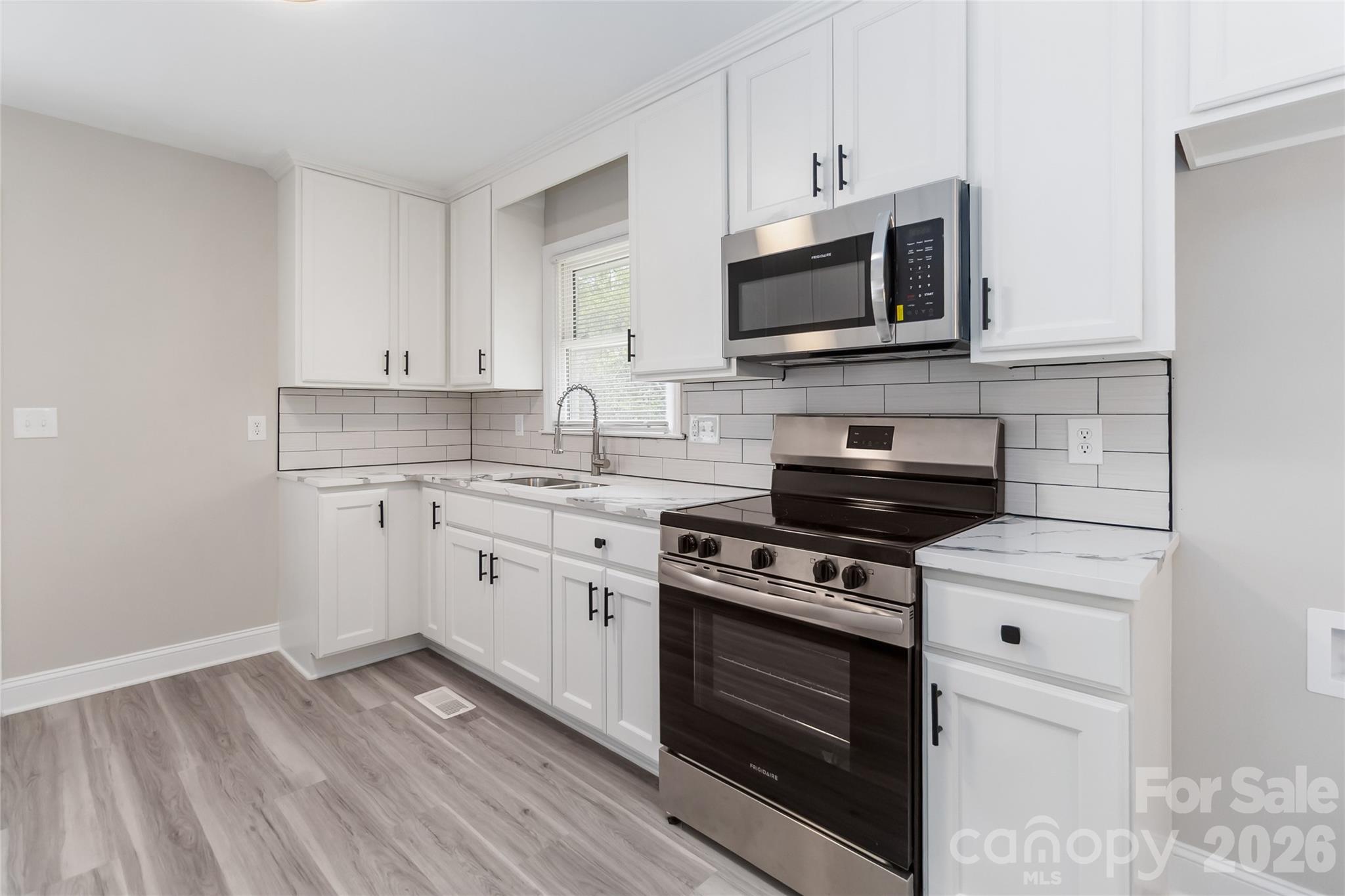 6726 Barrington Drive — Charlotte