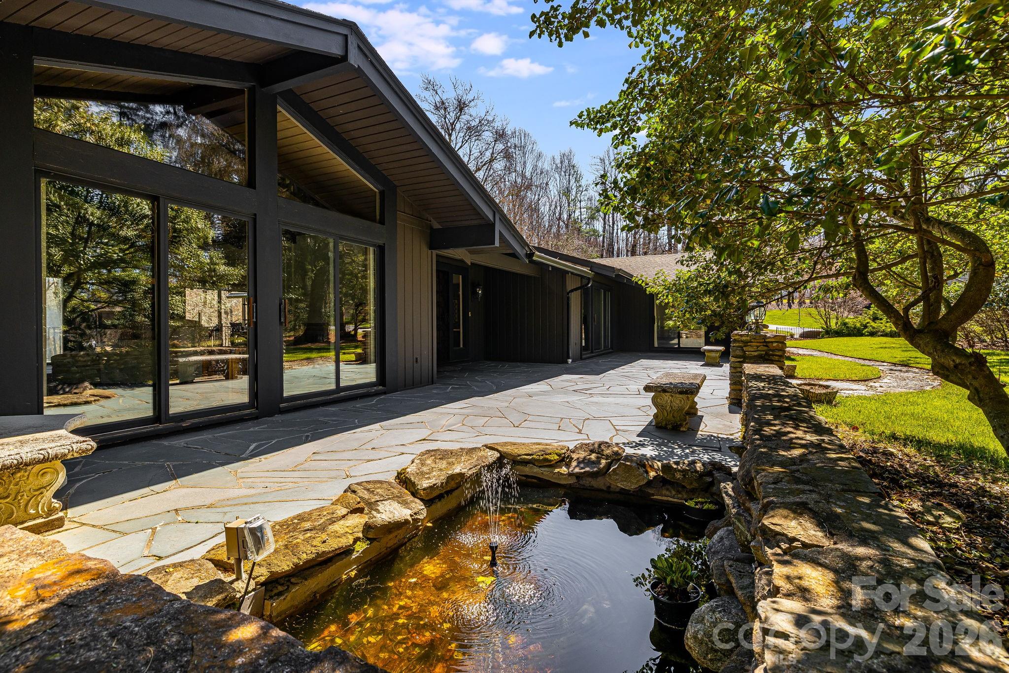 254 Orchard Circle — Laurel Park
