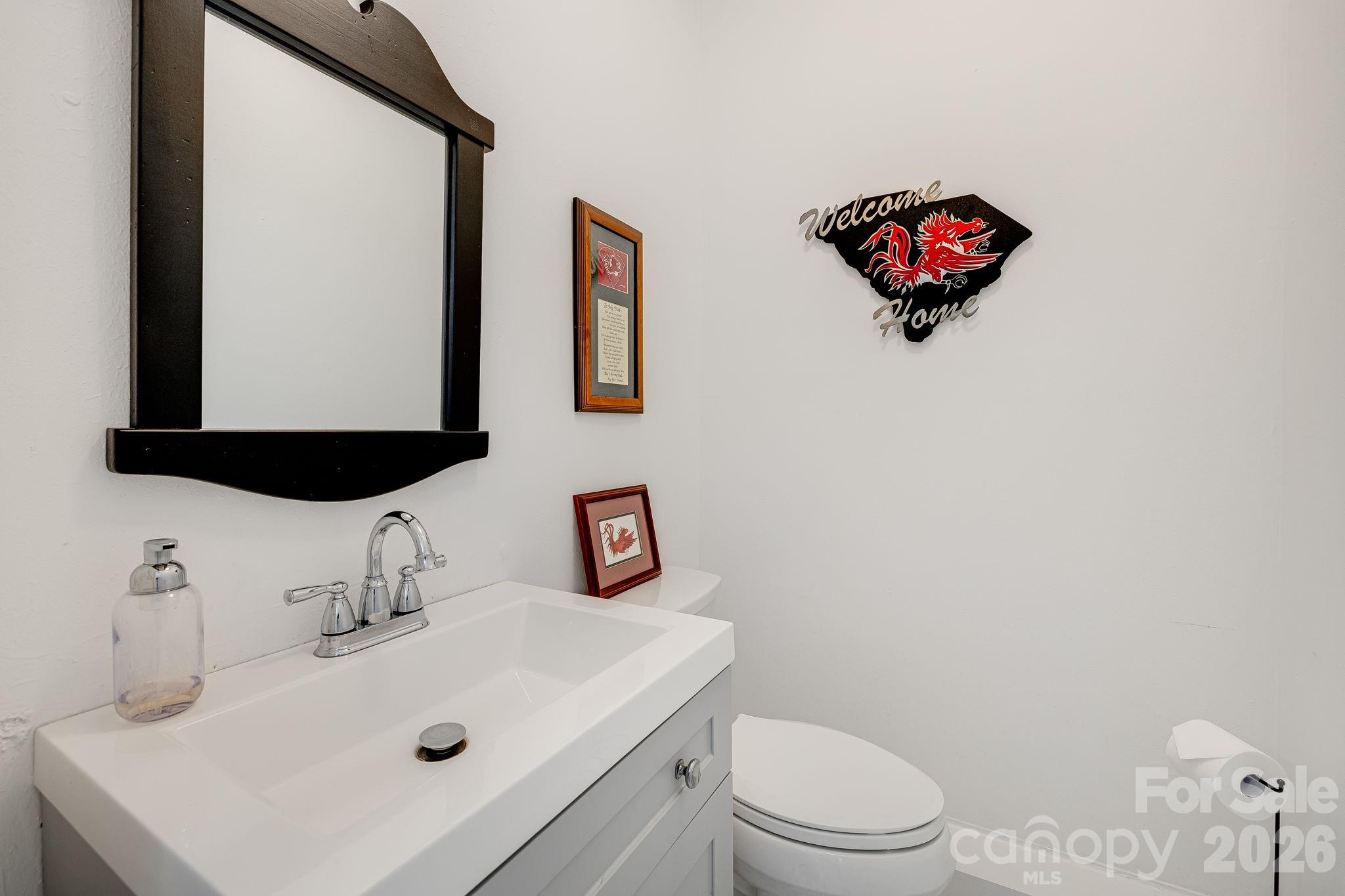 254 Orchard Circle — Laurel Park
