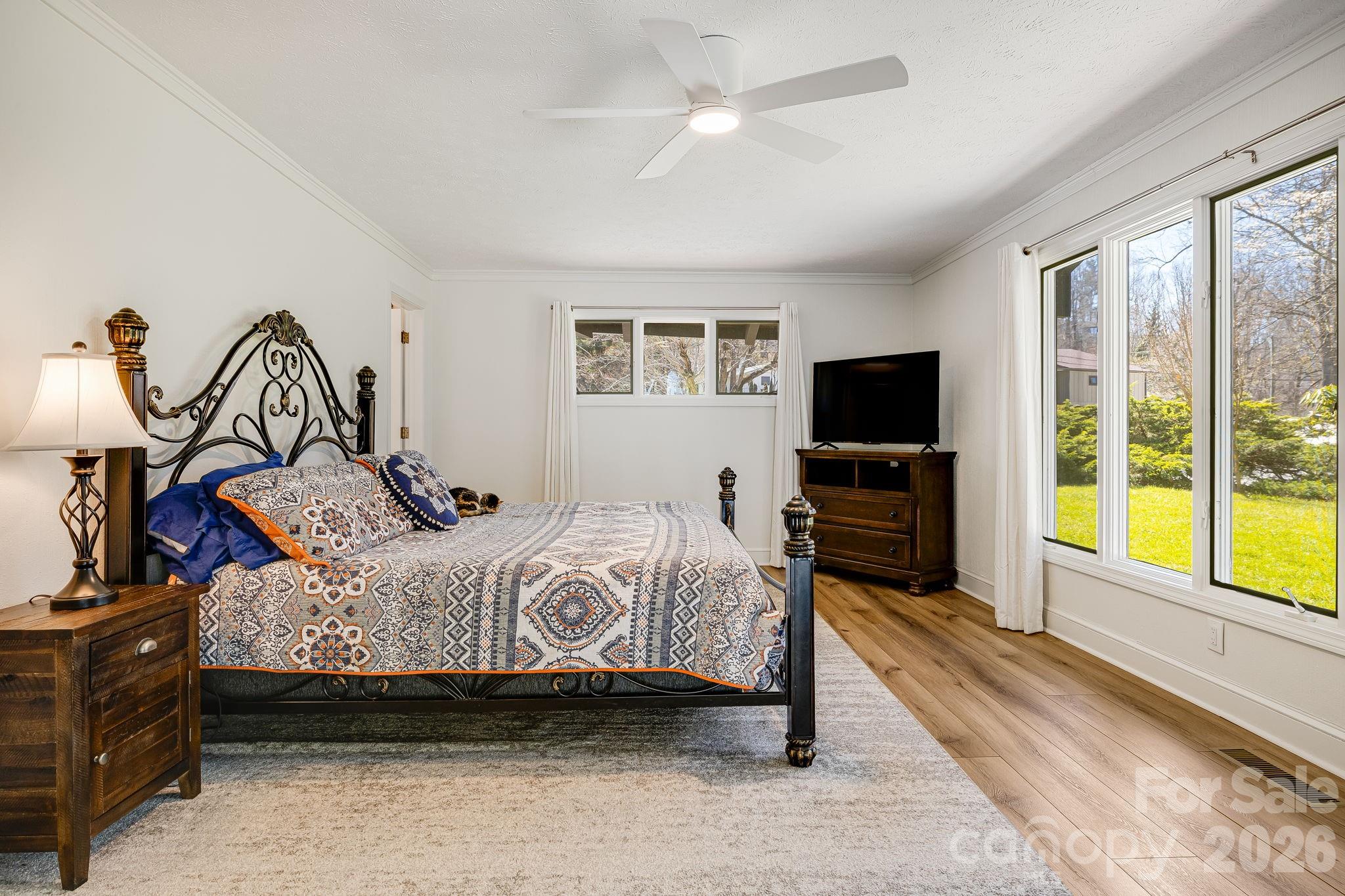 254 Orchard Circle — Laurel Park