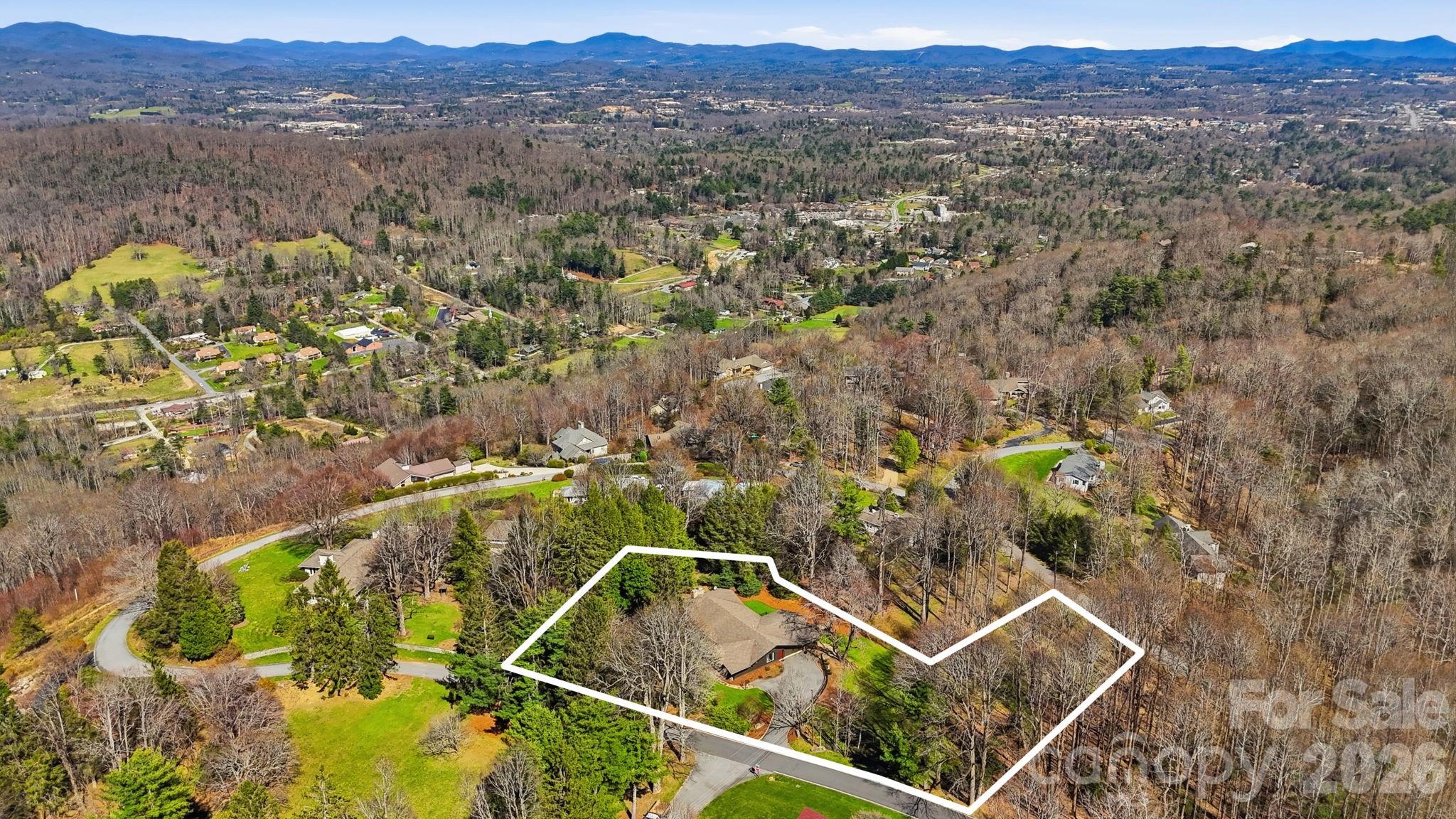 254 Orchard Circle — Laurel Park
