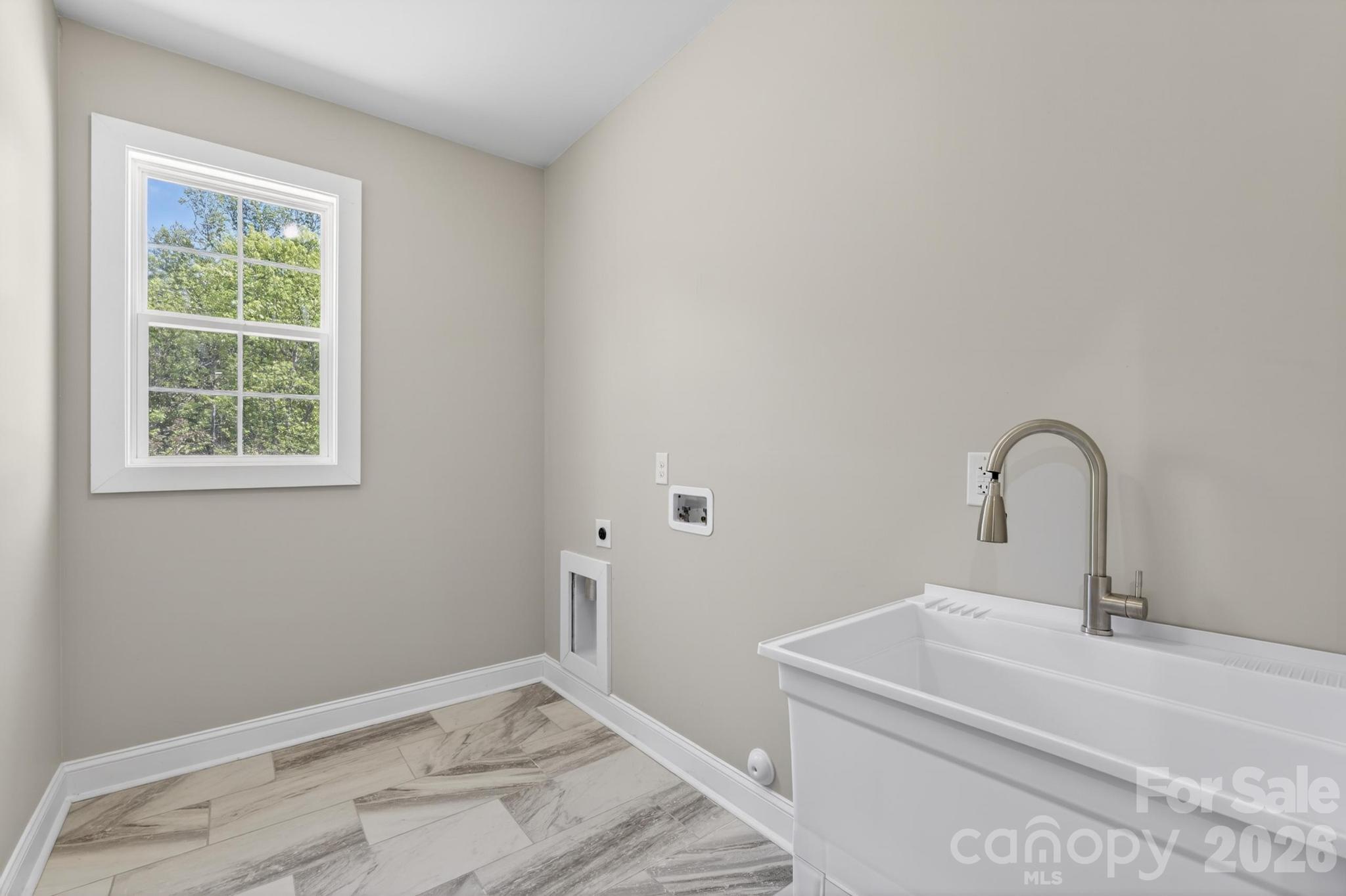 416 Whitmore Street SE — Lenoir