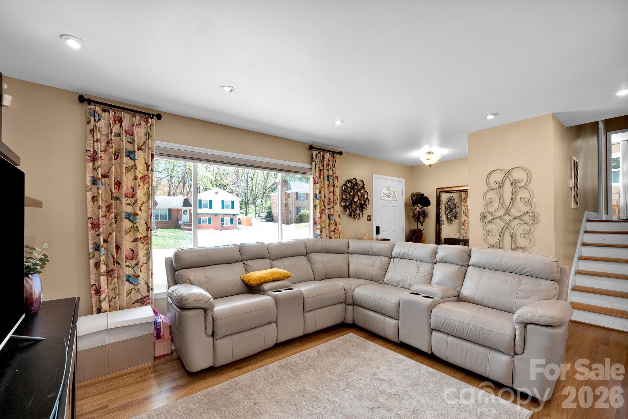 6616 Highbrook Drive — Charlotte