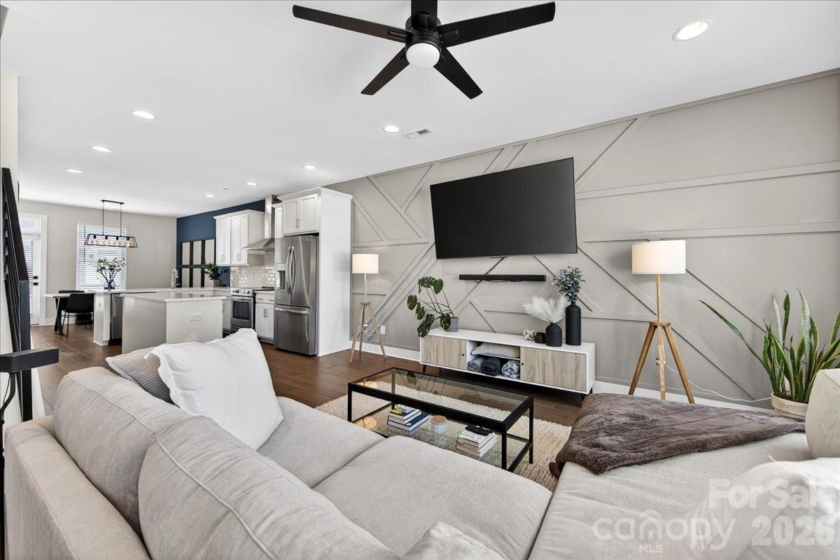 7017 Loso Commons Way — Charlotte