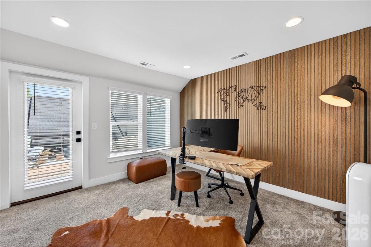 7017 Loso Commons Way — Charlotte
