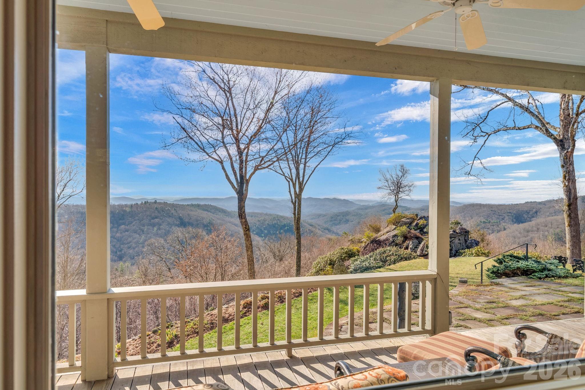 933 Thunder Ridge Lane #4 & 2 — Lenoir