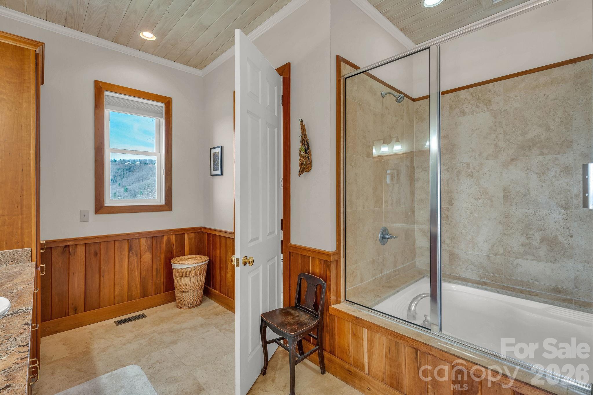933 Thunder Ridge Lane #4 & 2 — Lenoir