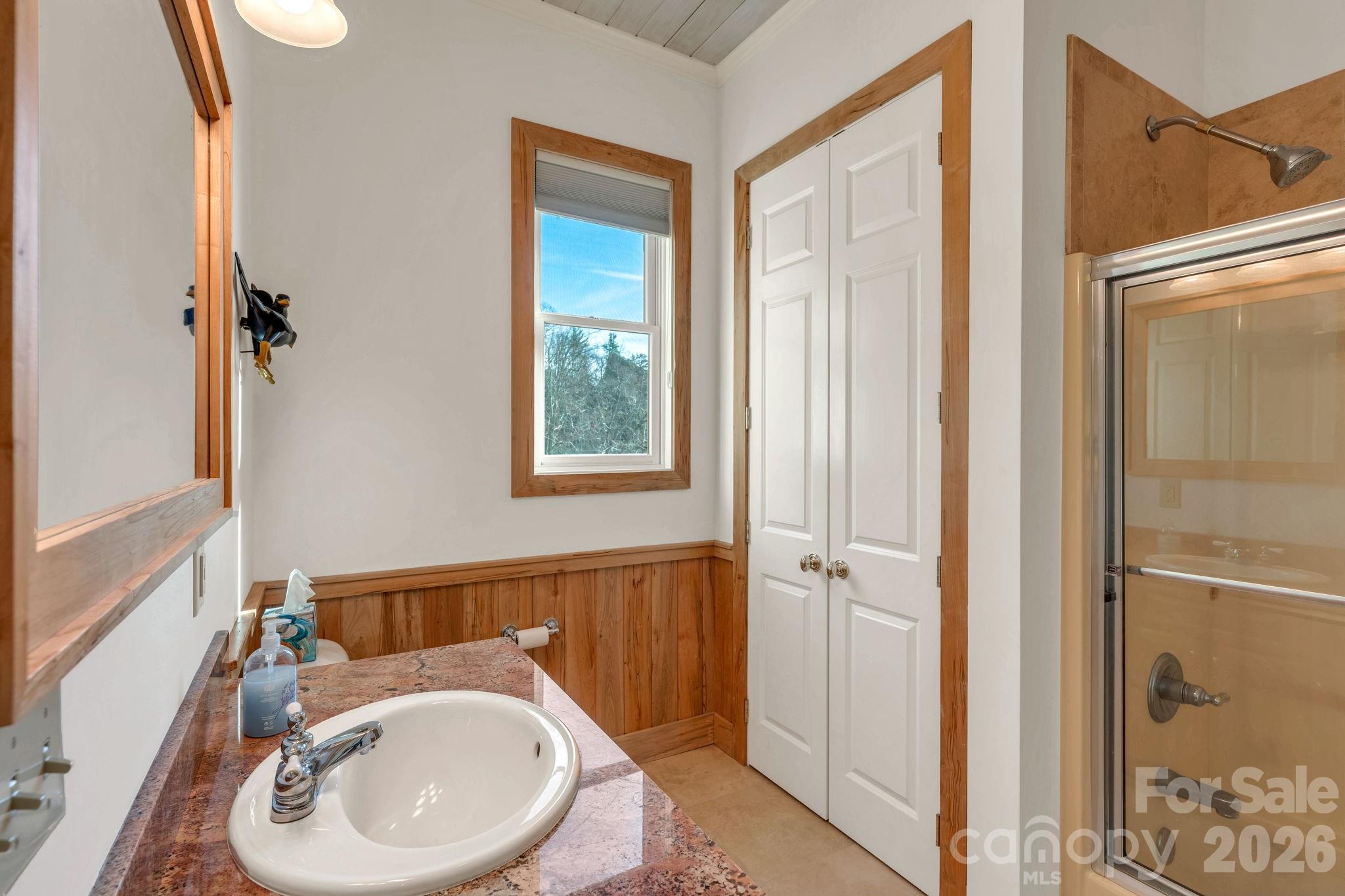 933 Thunder Ridge Lane #4 & 2 — Lenoir