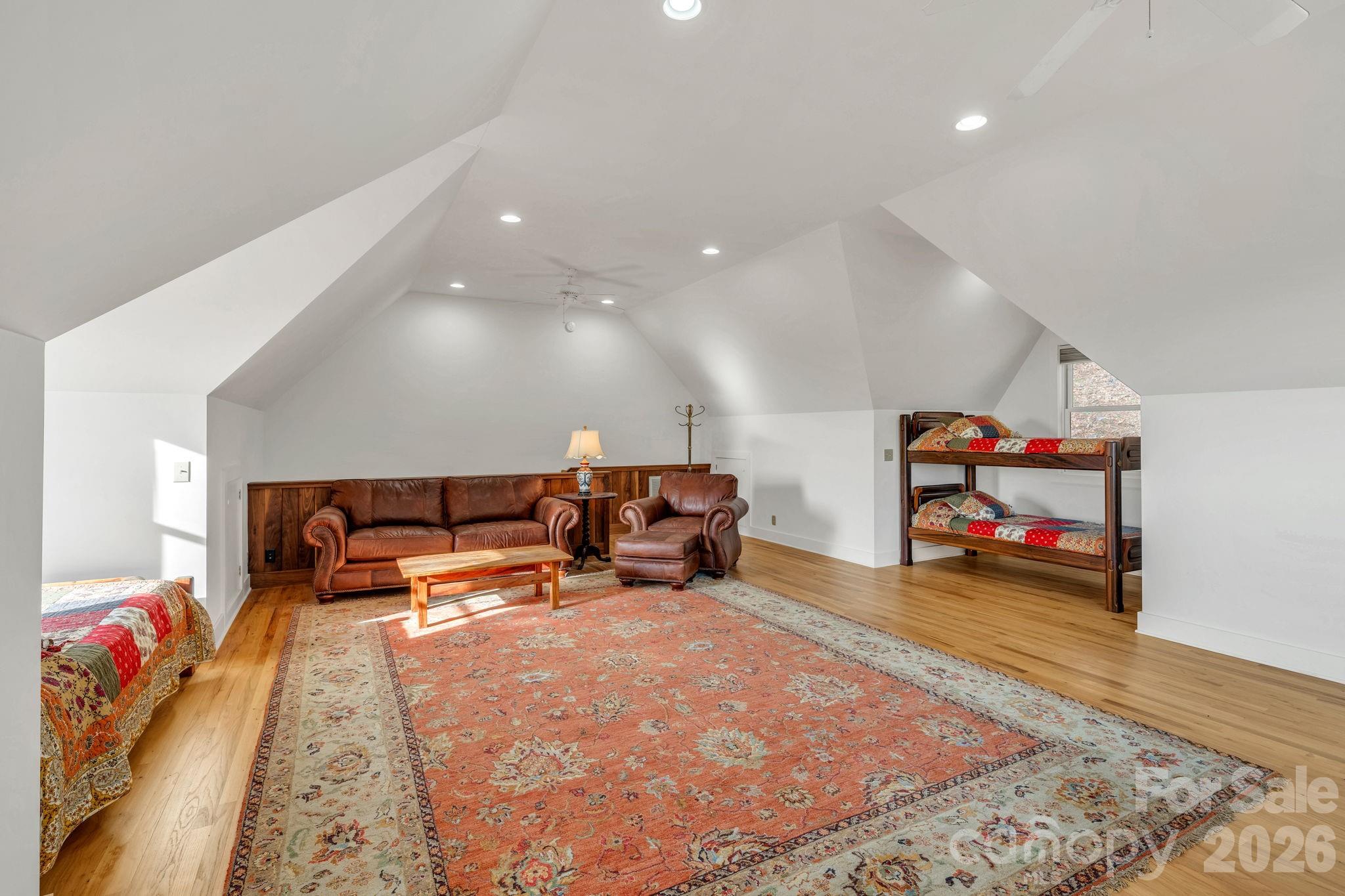 933 Thunder Ridge Lane #4 & 2 — Lenoir