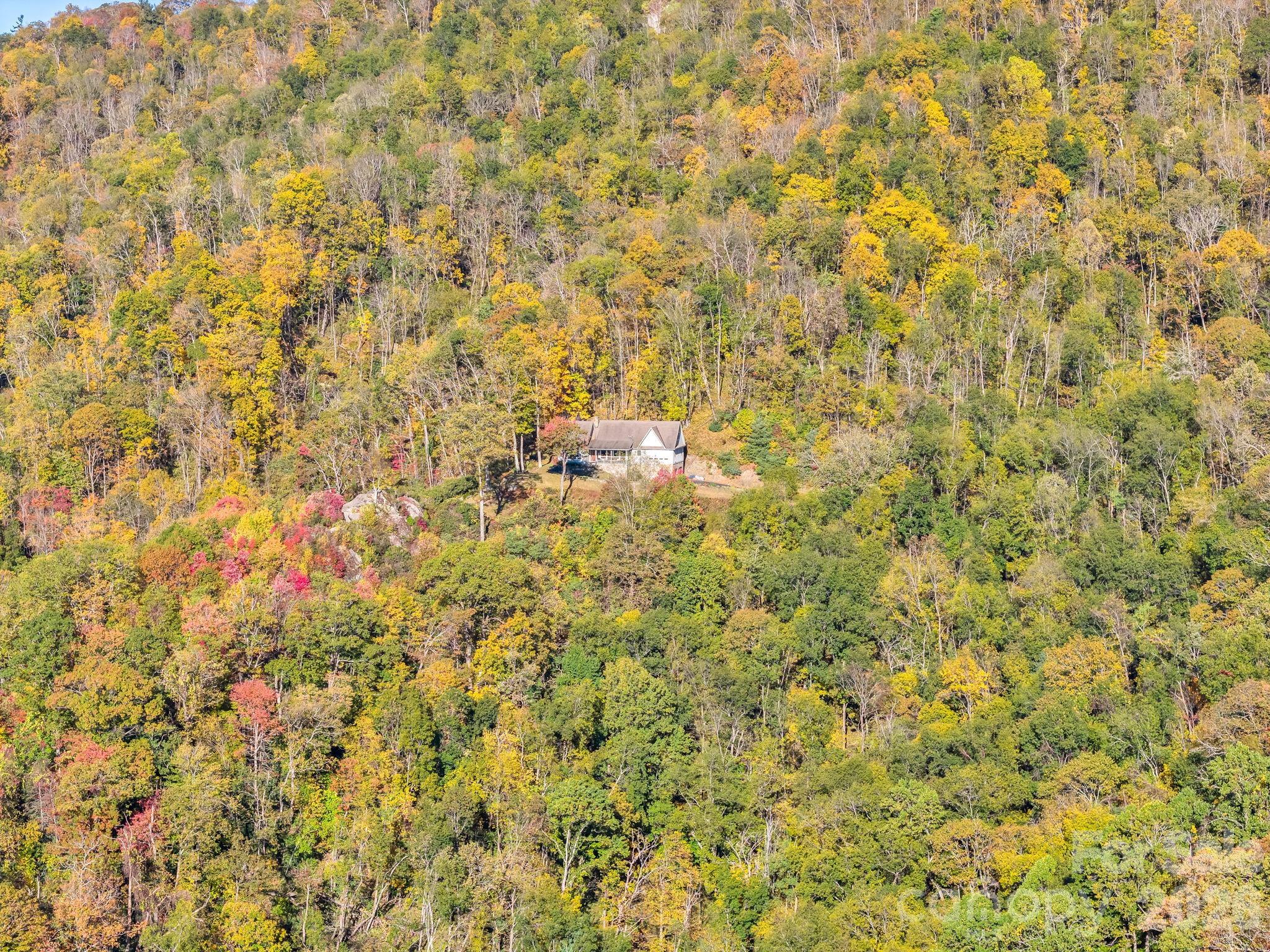 933 Thunder Ridge Lane #4 & 2 — Lenoir